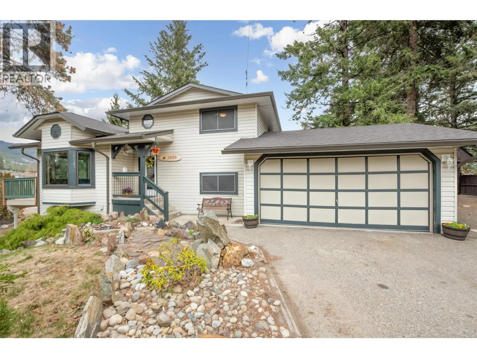 Property at 3405 McGinnis Road, West Kelowna, BC
