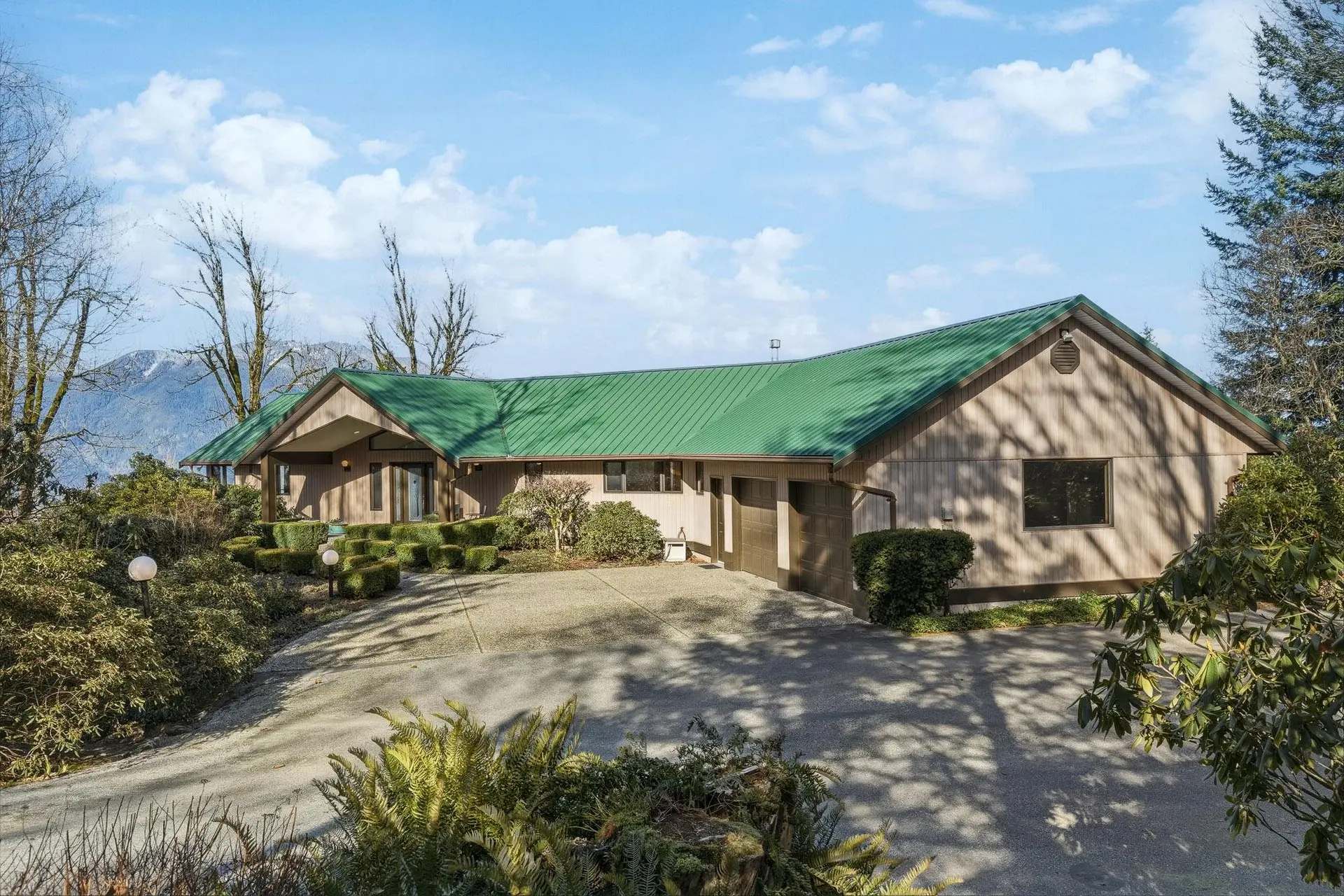 Property at 43595 Bracken Drive, Chilliwack, BC
