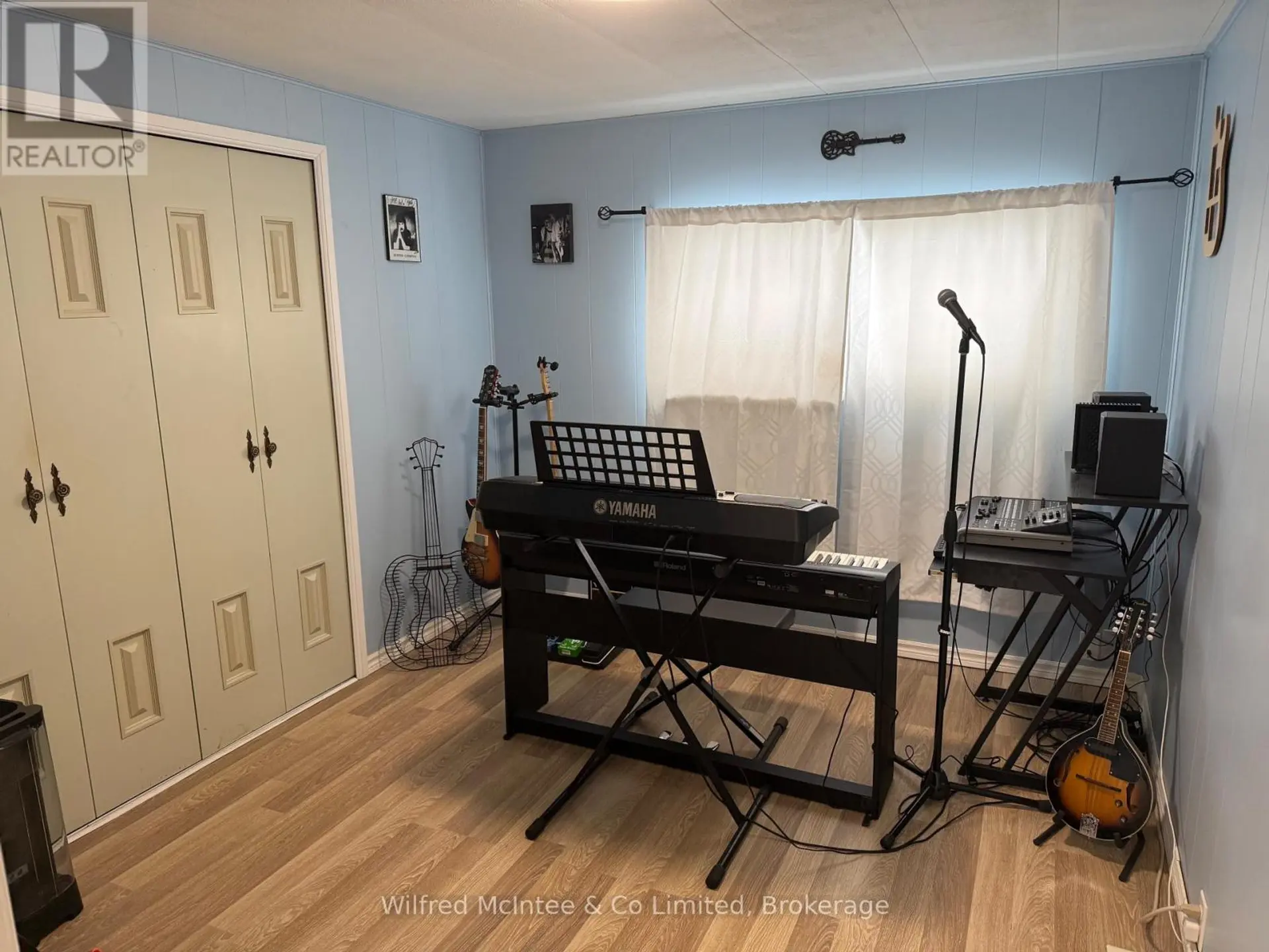 20 CARDINAL STREET - Image 13