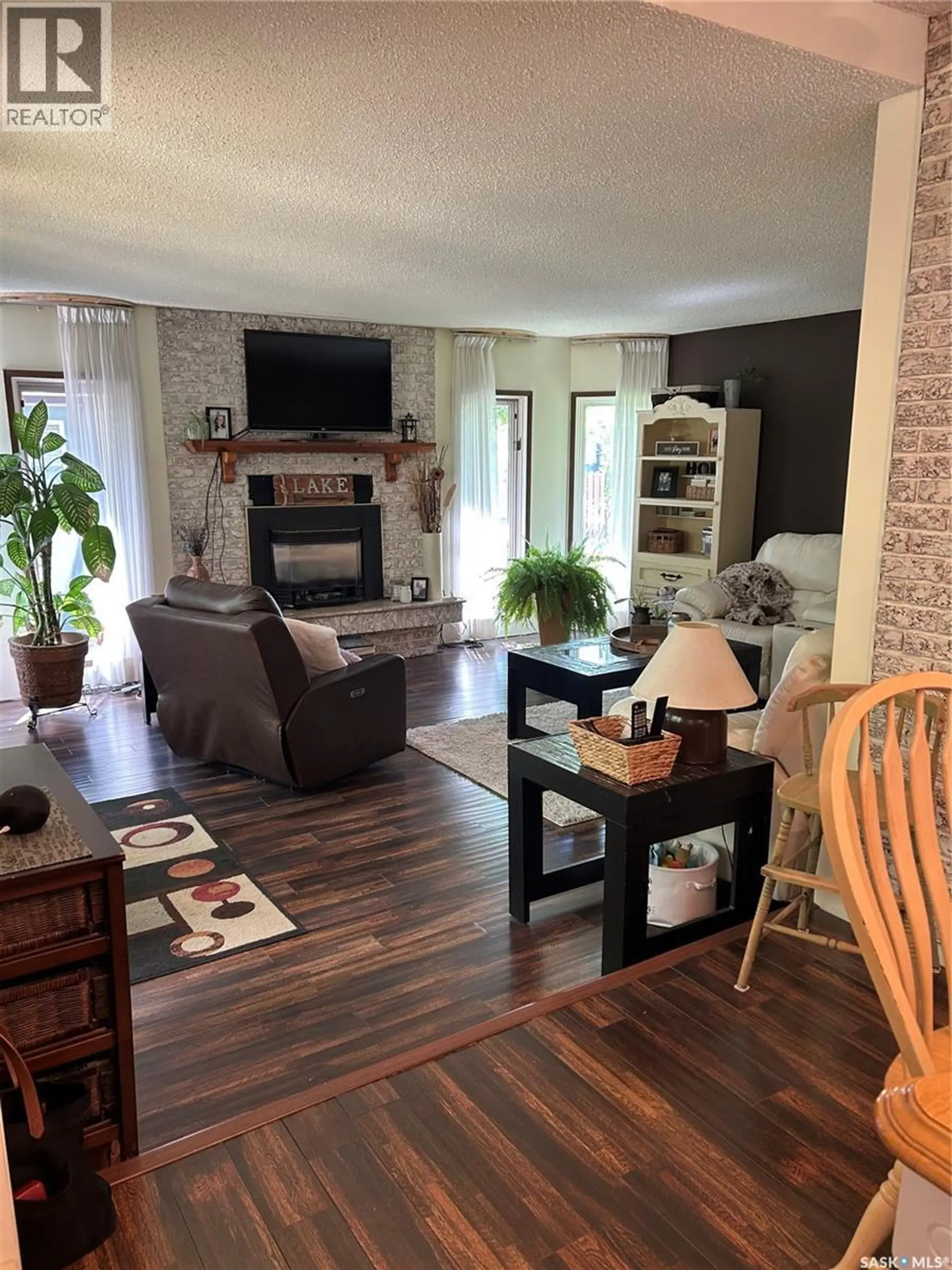 1533 THORN CRESCENT - Image 9