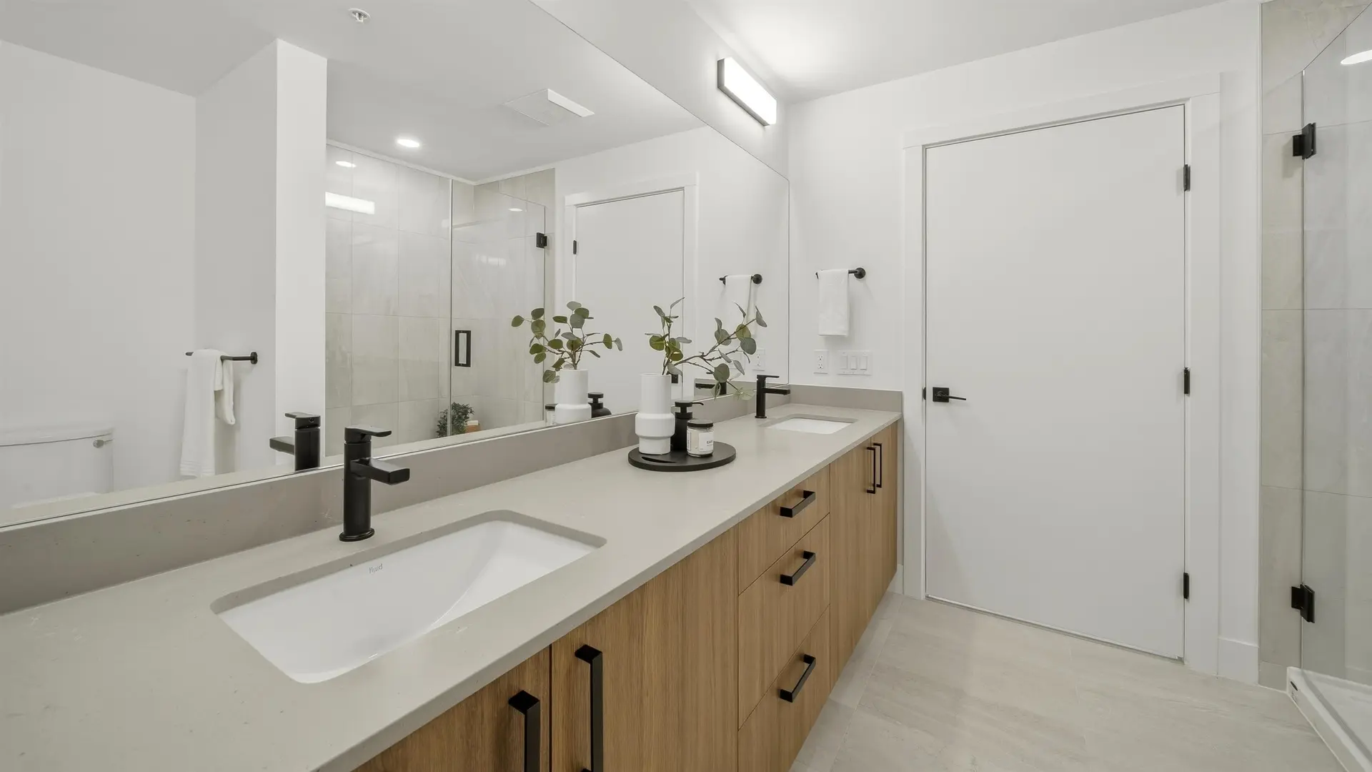 #B211 8230 208b Avenue - Image 10
