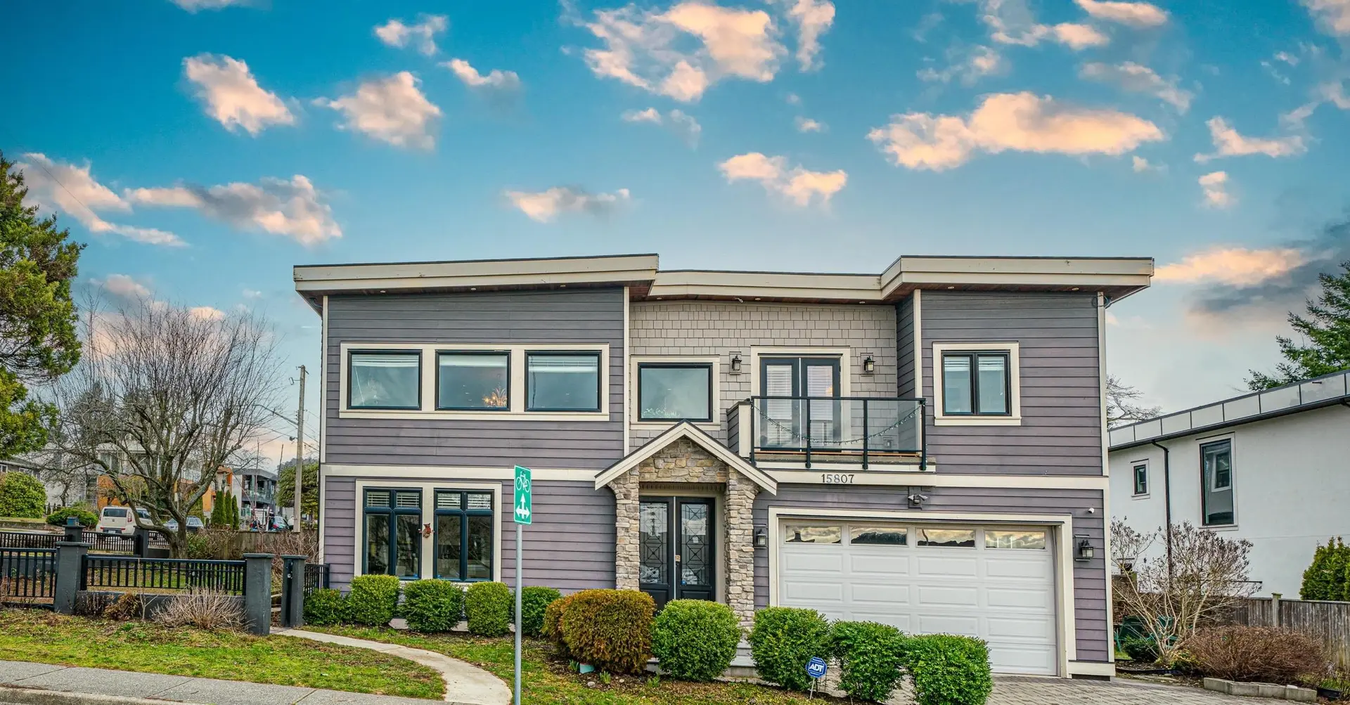 Property at 15807 Buena Vista Avenue, White Rock, BC