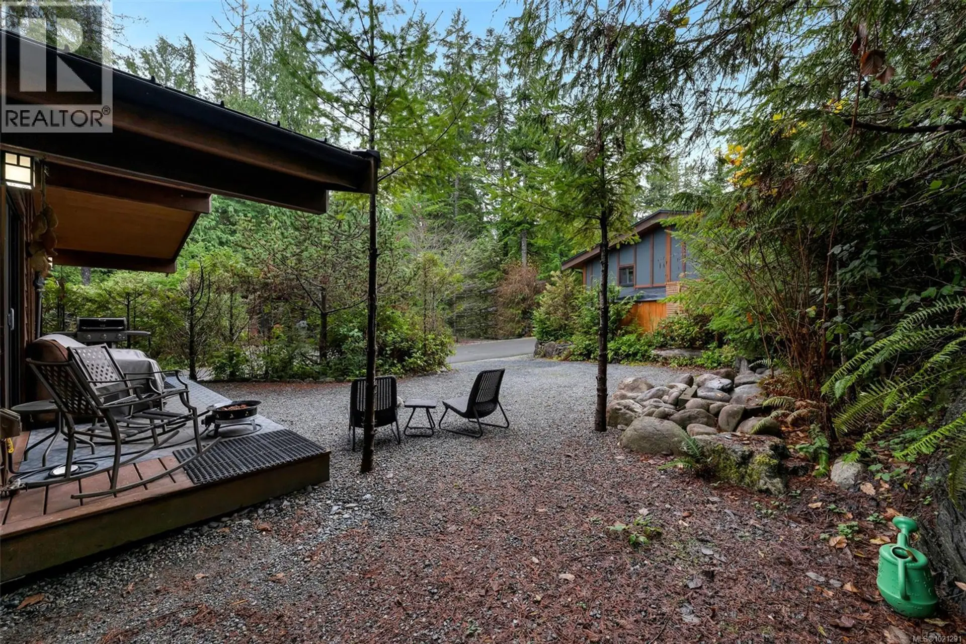 #10 6574 Baird Rd - Image 11