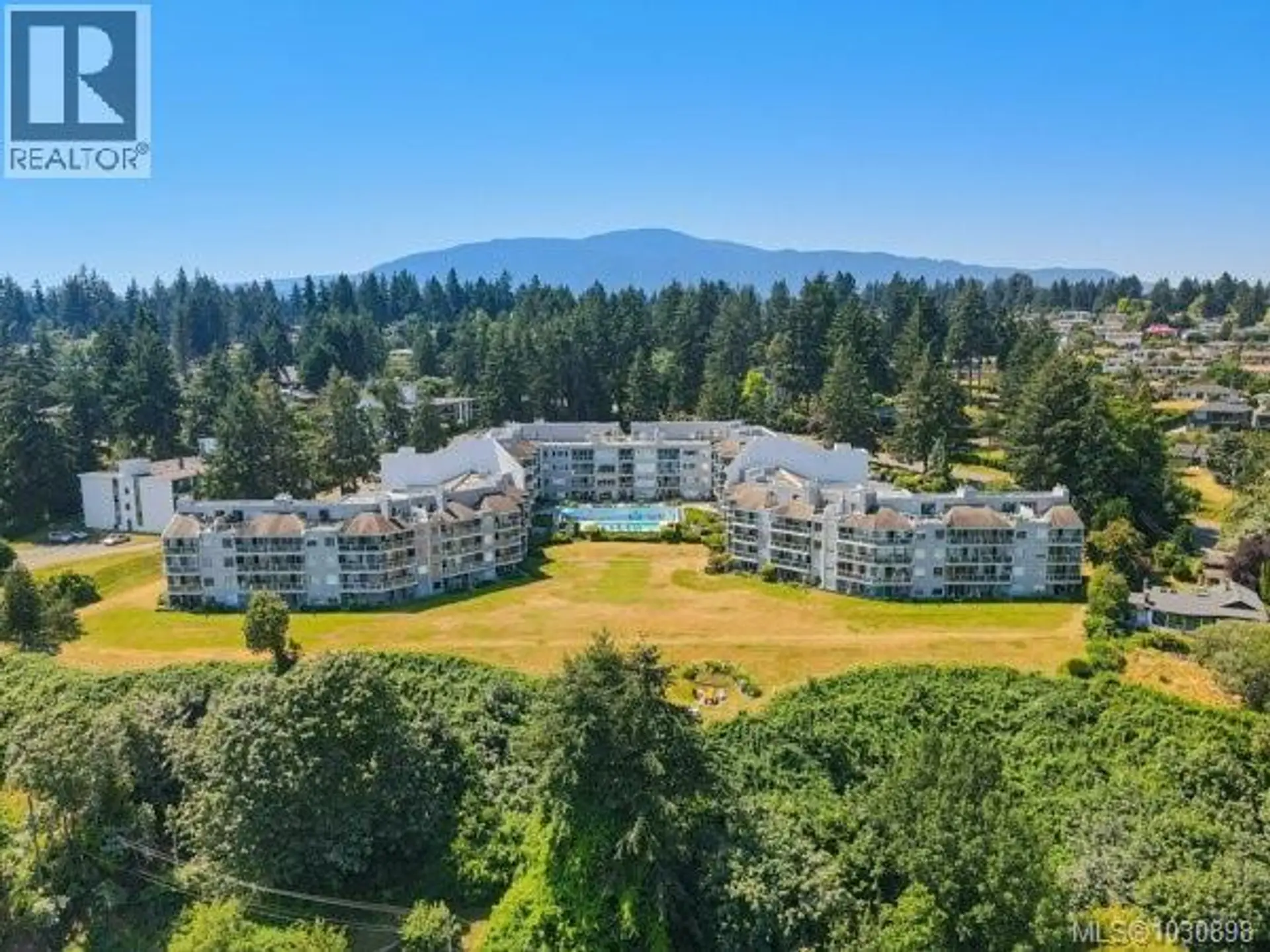 Property at #611 2562 Departure Bay Rd, Nanaimo, BC