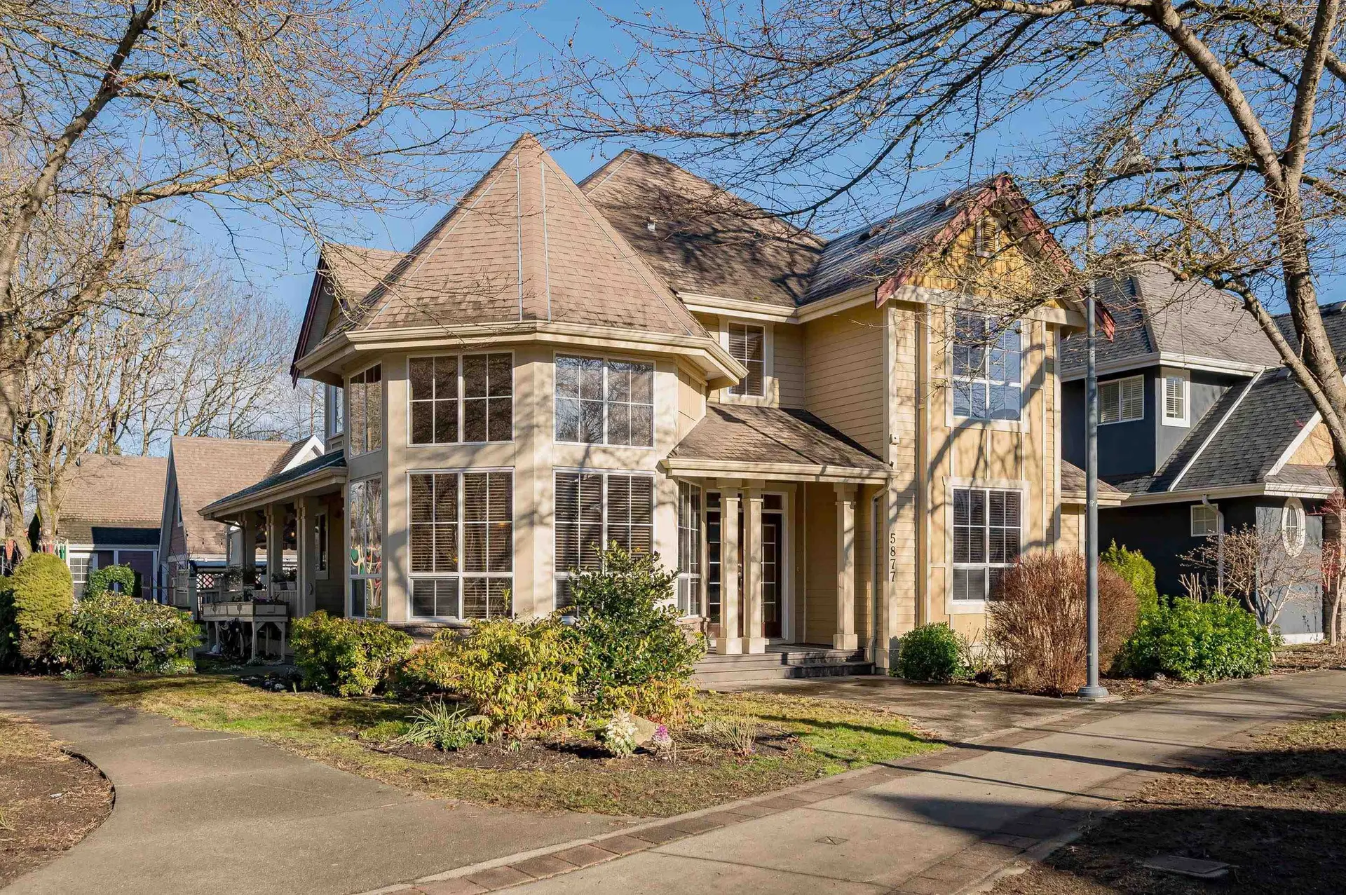 Property at 5877 Garrison Boulevard, Chilliwack, BC