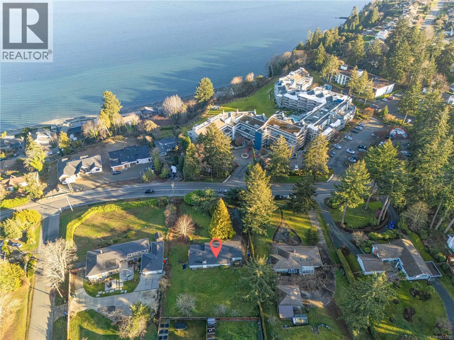 Property at 2555 Departure Bay Rd, Nanaimo, BC