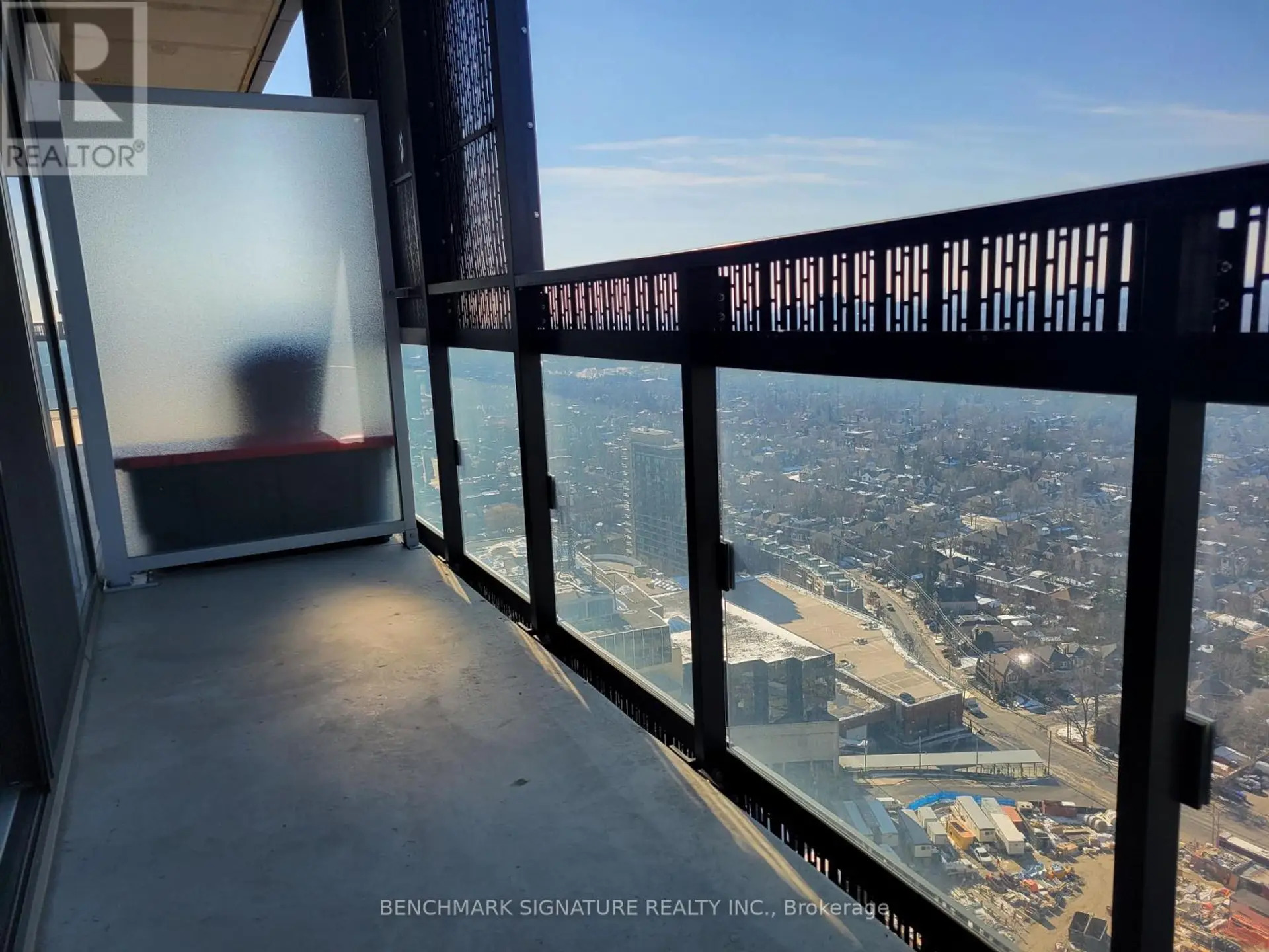 #3003 8 EGLINTON AVENUE E - Image 2