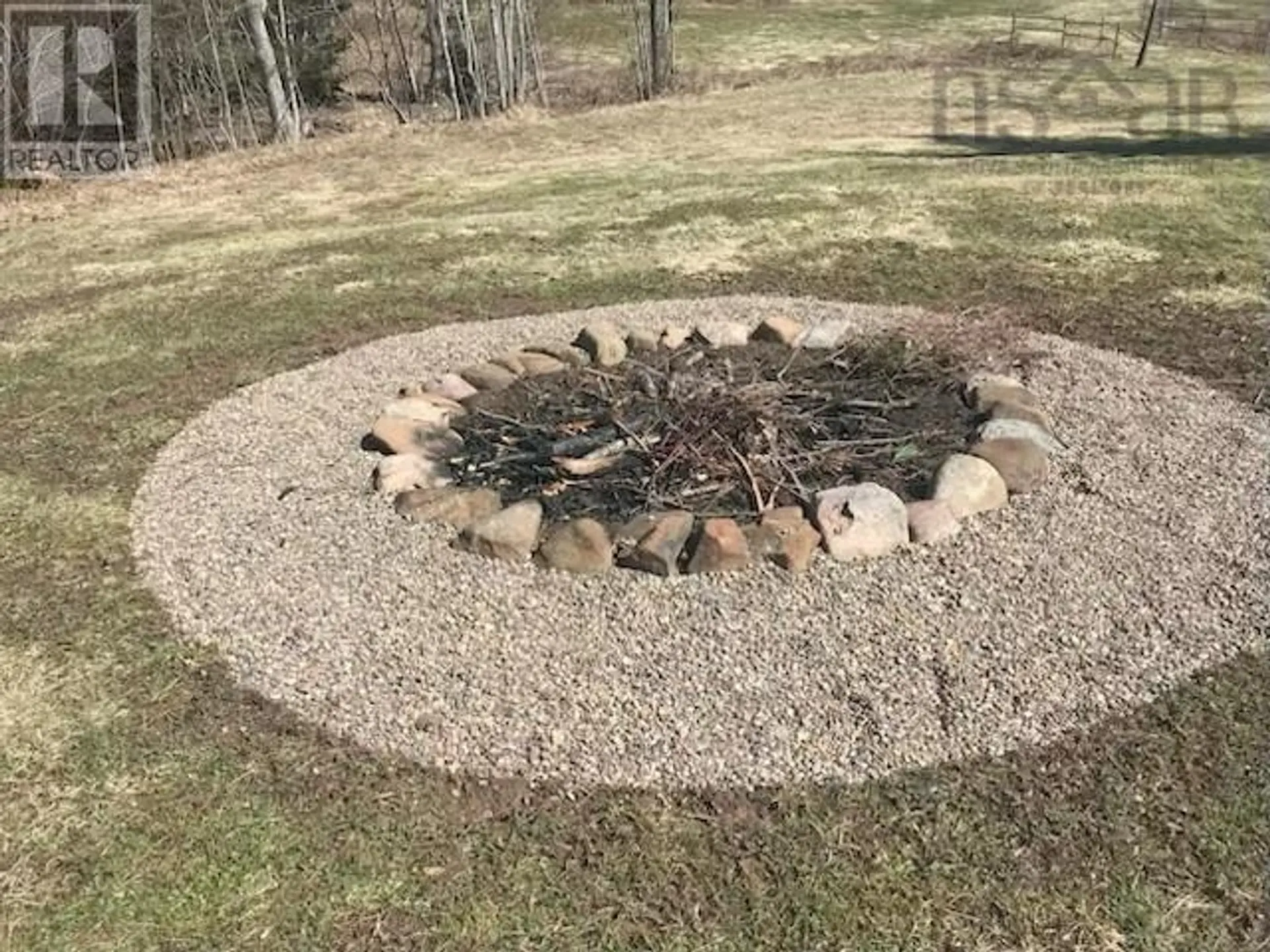 2041 Clarence Road - Image 17