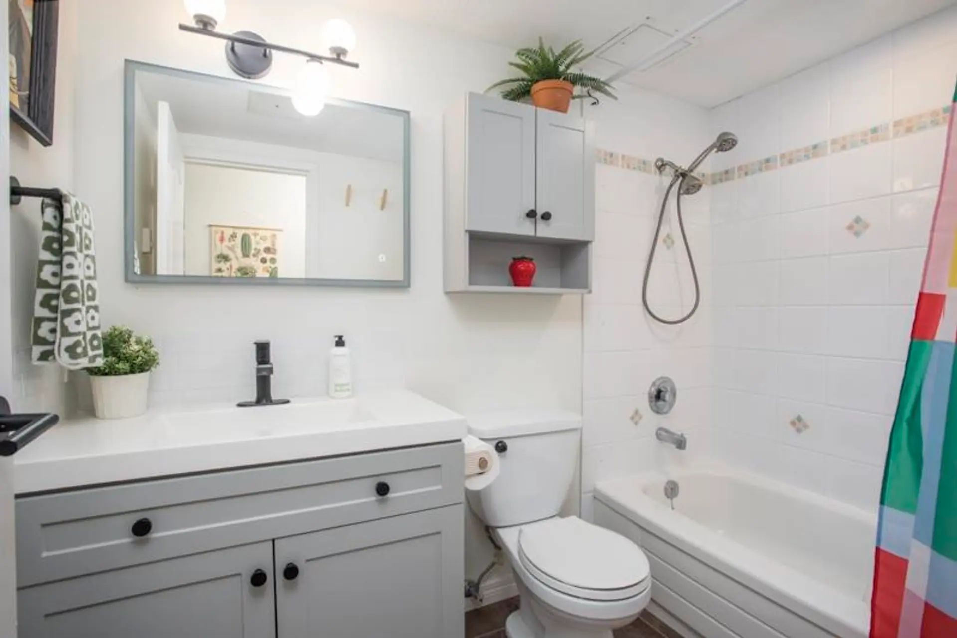 #119 550 Royal Avenue - Image 13