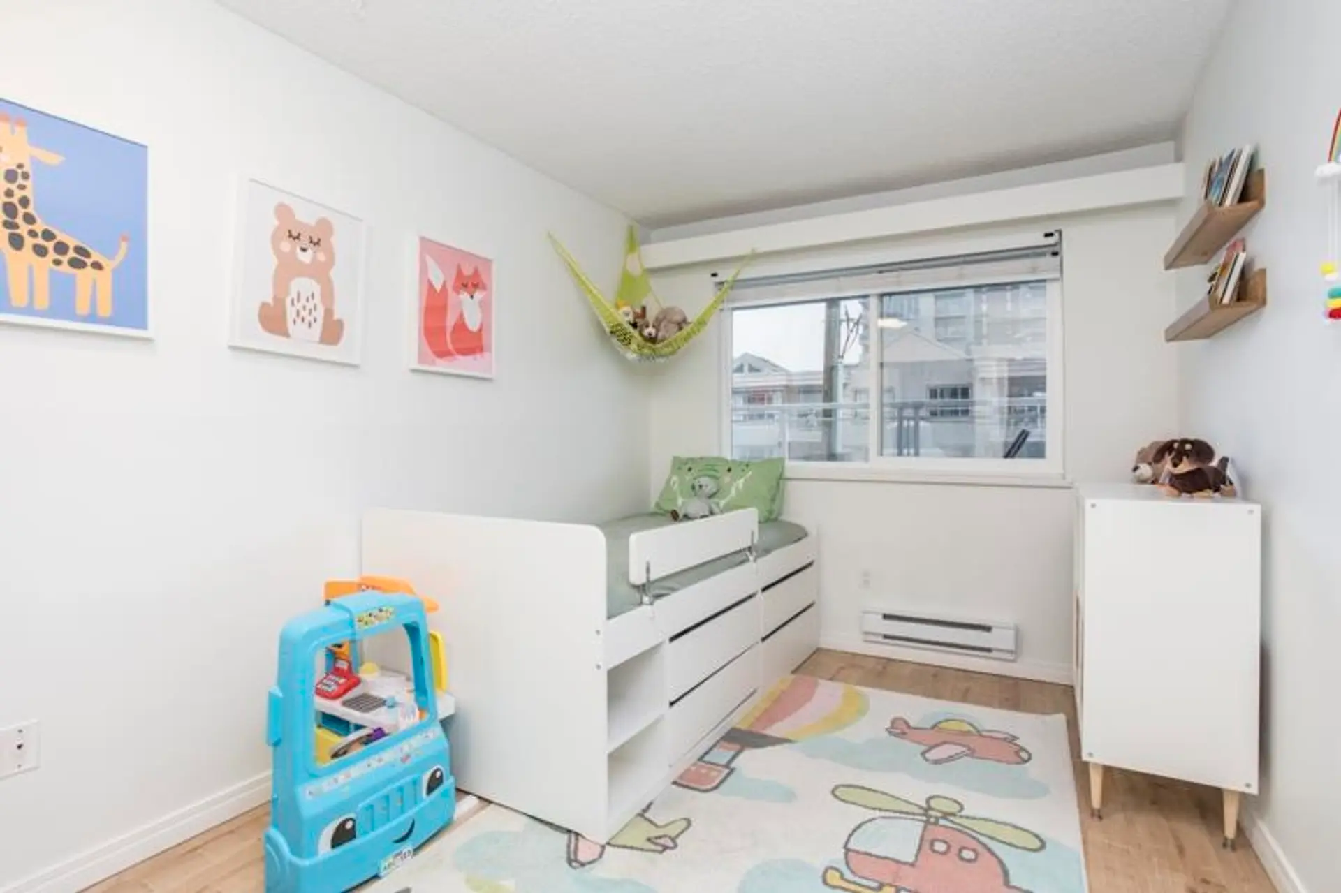 #119 550 Royal Avenue - Image 14
