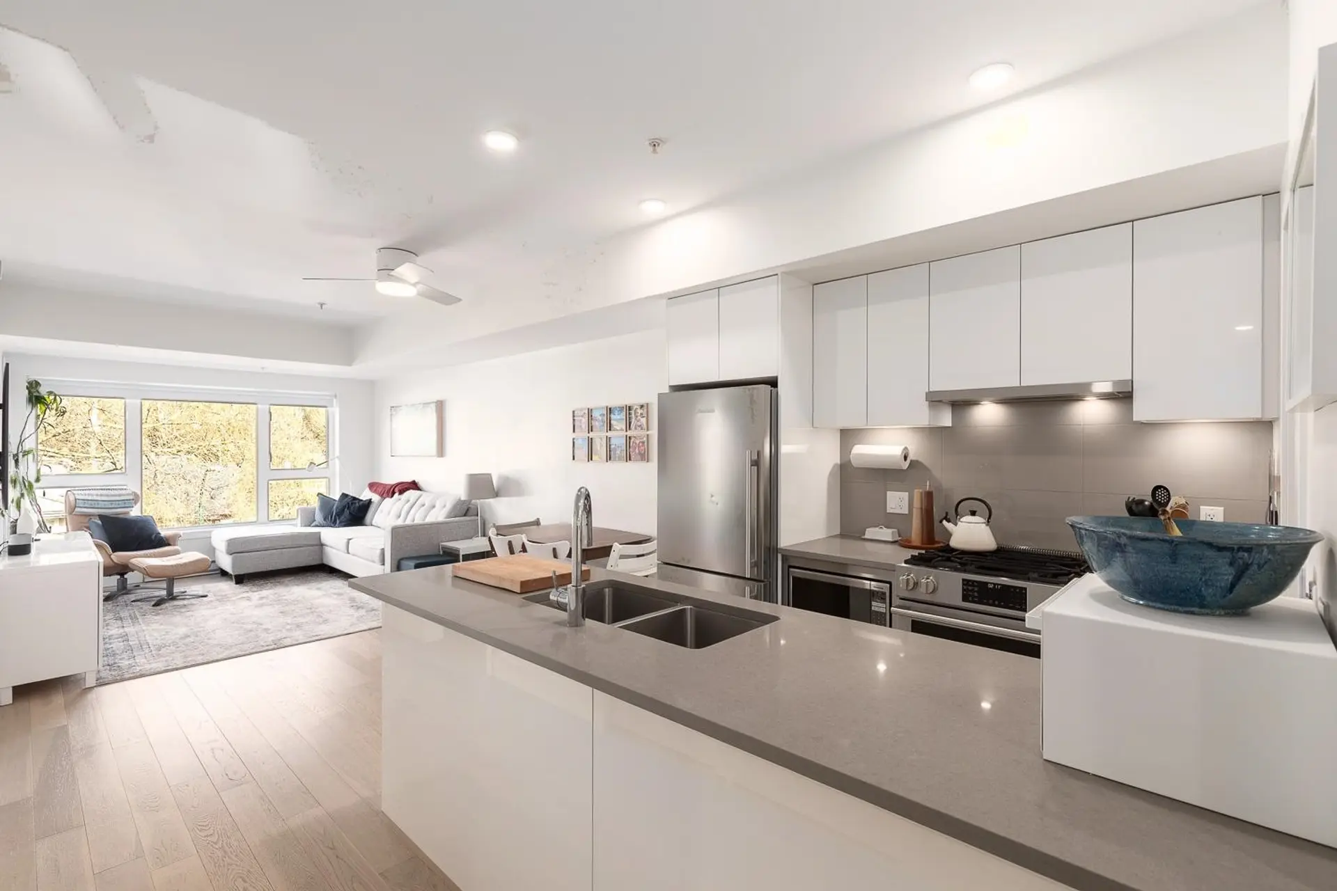 Property at #305 2666 Duke Street, Vancouver, BC