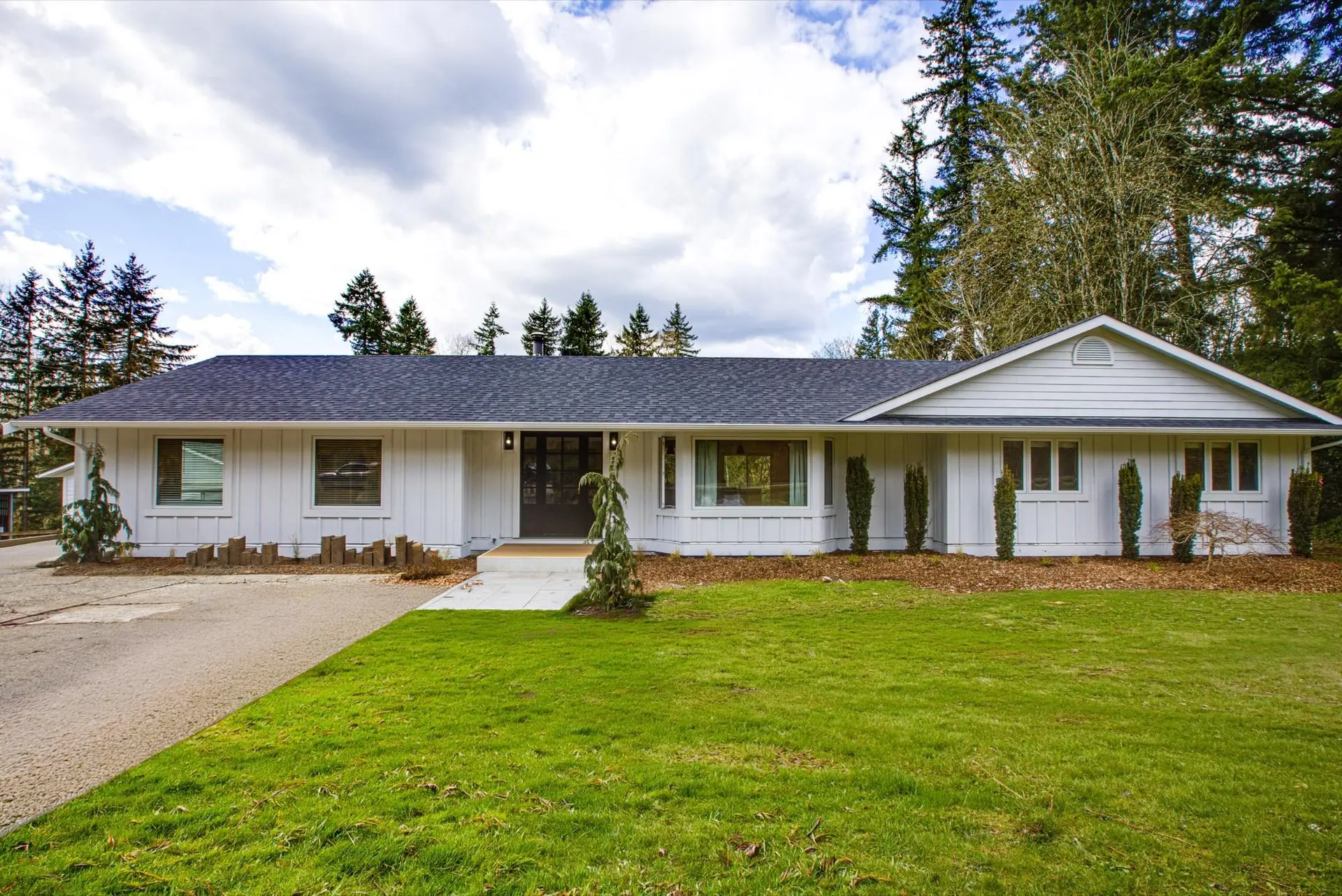 Property at 7025 Hesslea Crescent, Abbotsford, BC
