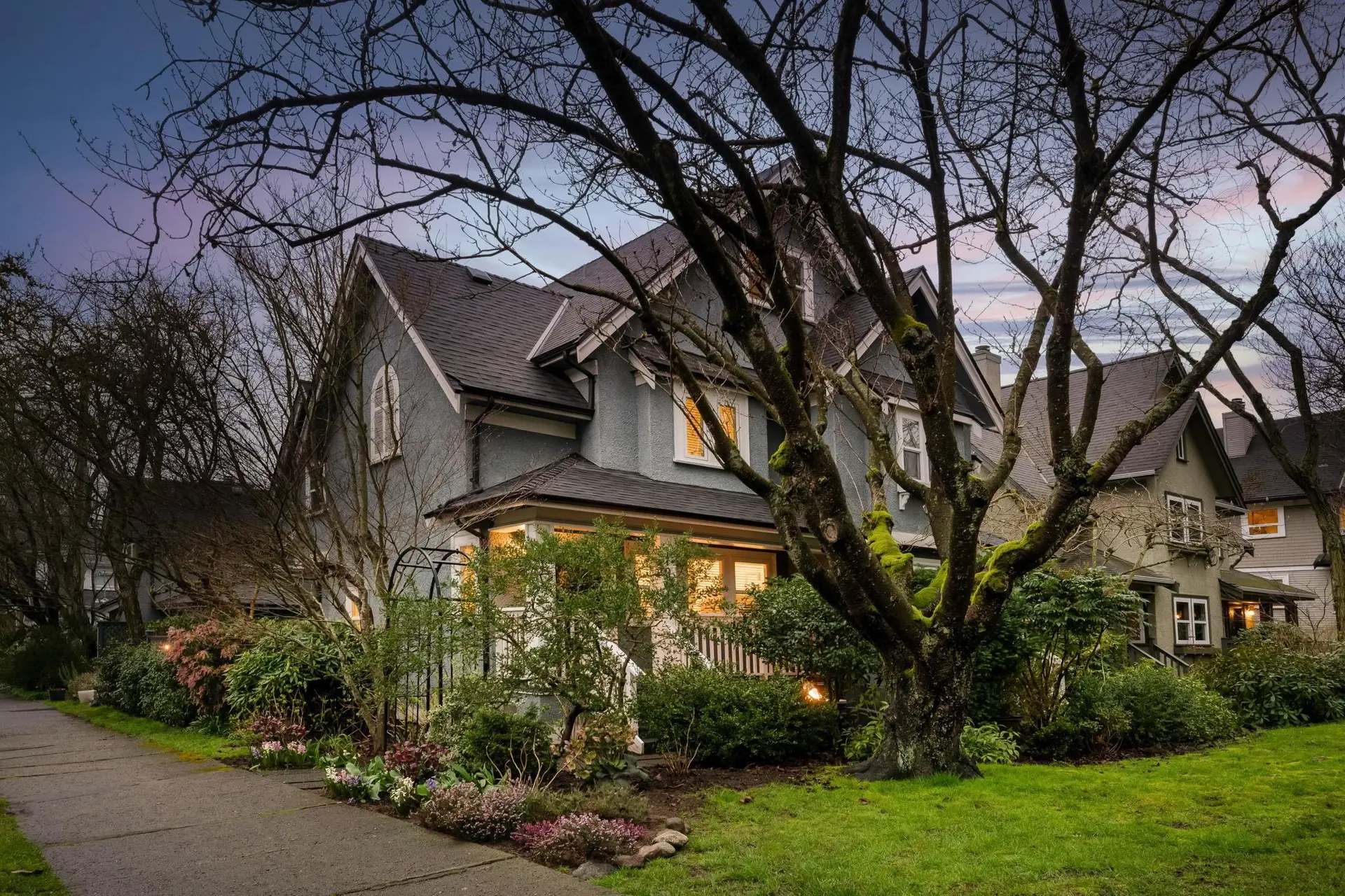Property at 195 W 13th Avenue, Vancouver, BC