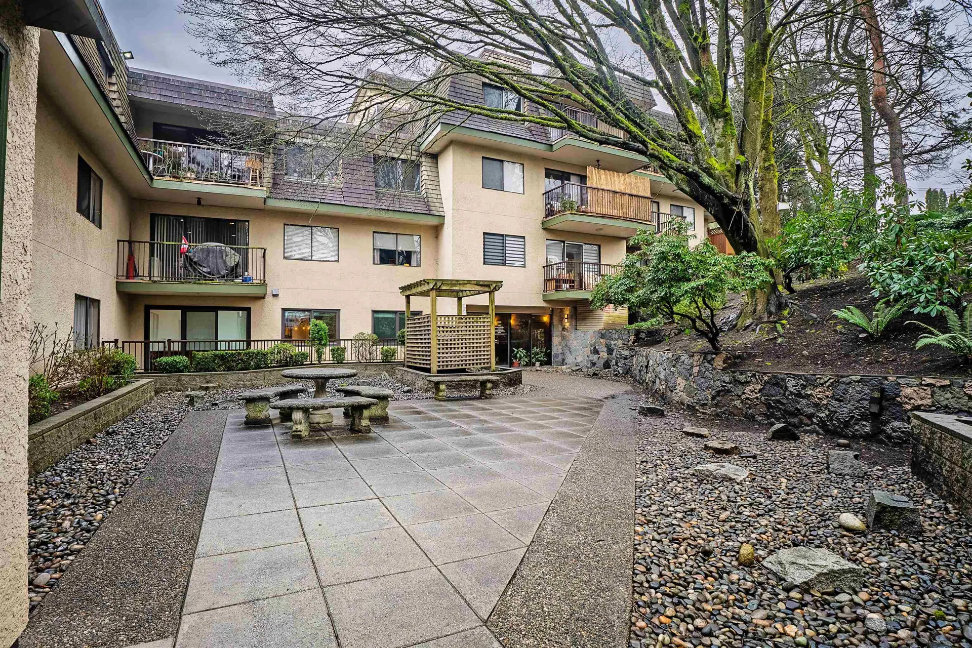 Property at #305 466 E Eighth Avenue, New Westminster, BC