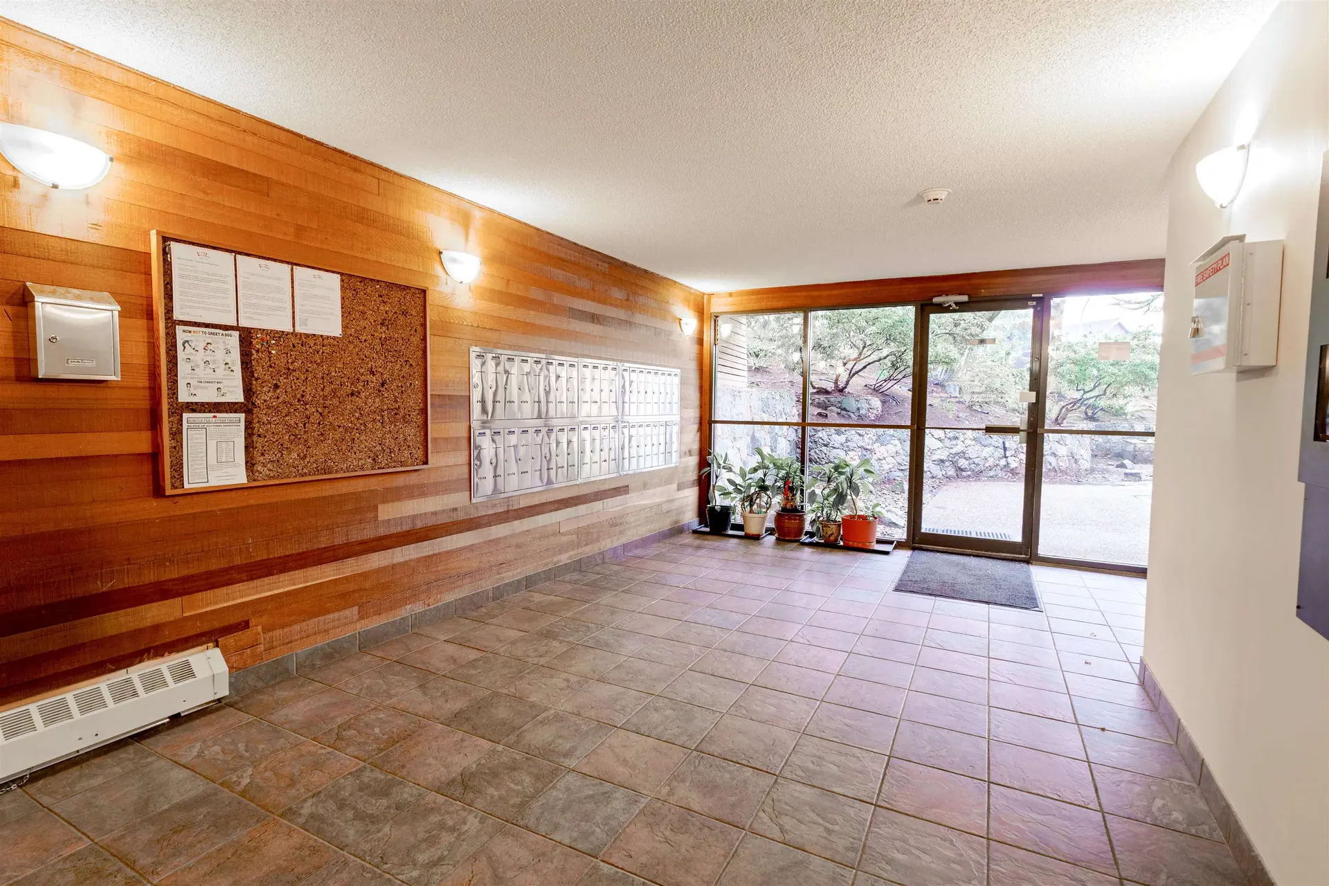 #305 466 E Eighth Avenue - Image 18