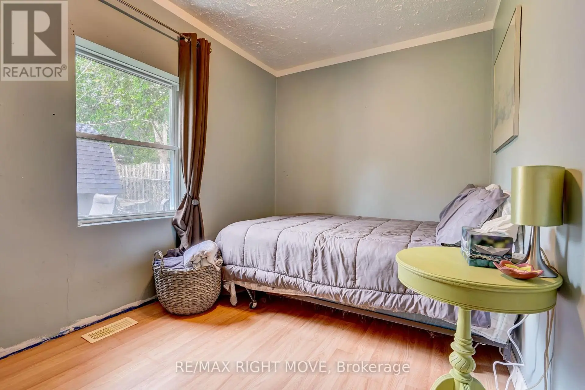 439 SUNDIAL DRIVE - Image 7