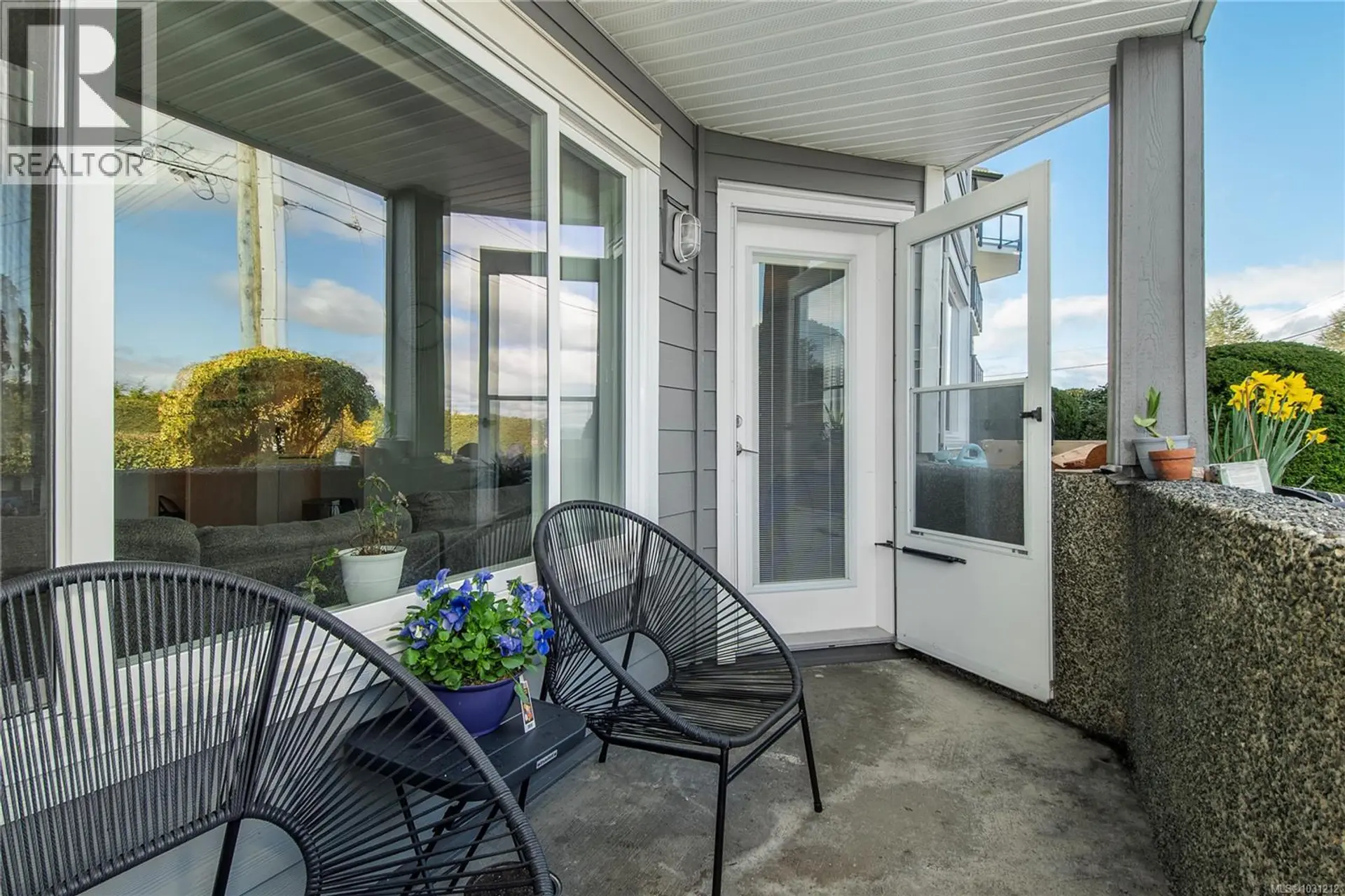 Property at #1F 690 Colwyn St, Campbell River, BC