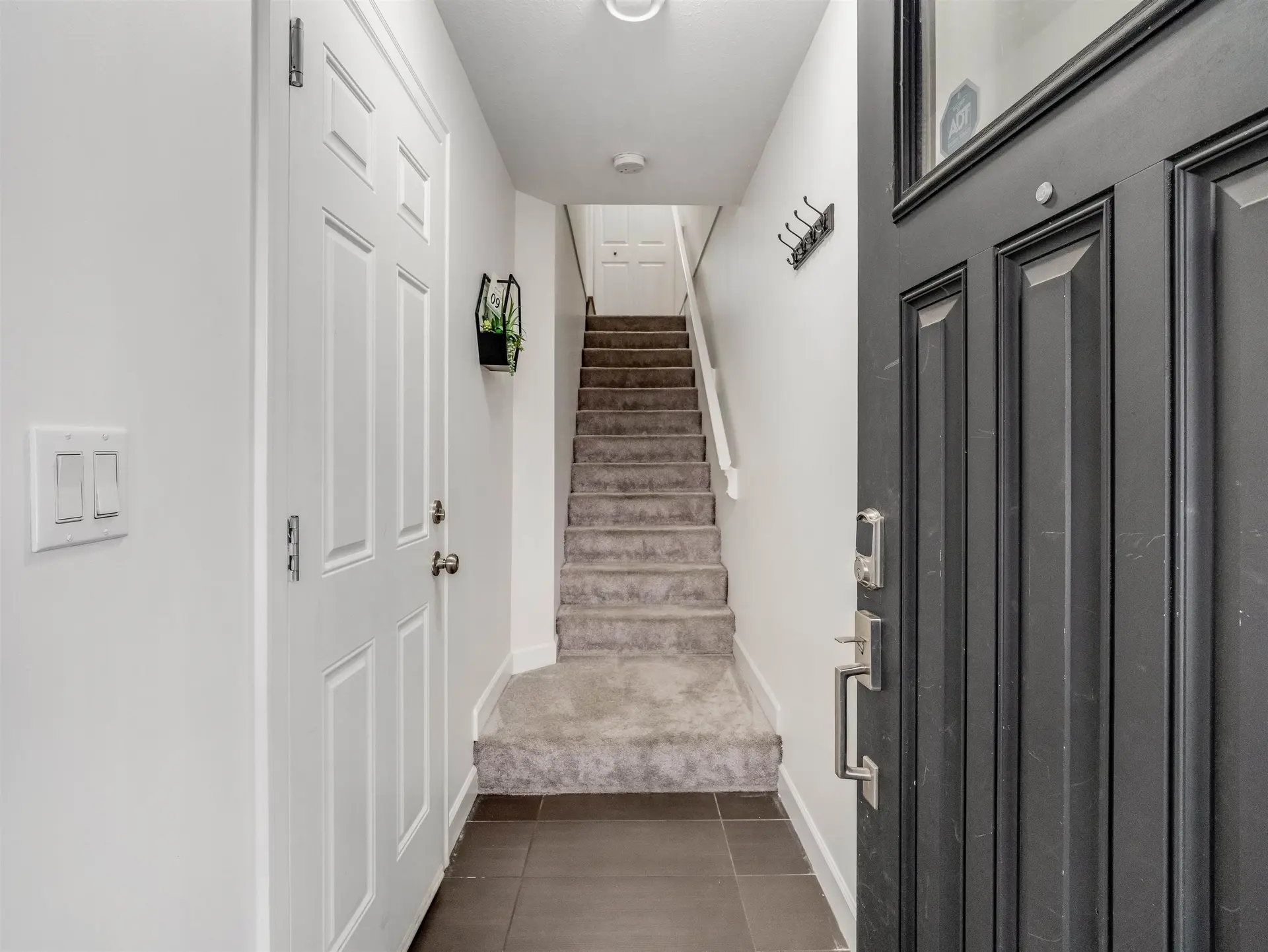 #9 15192 62a Avenue - Image 4