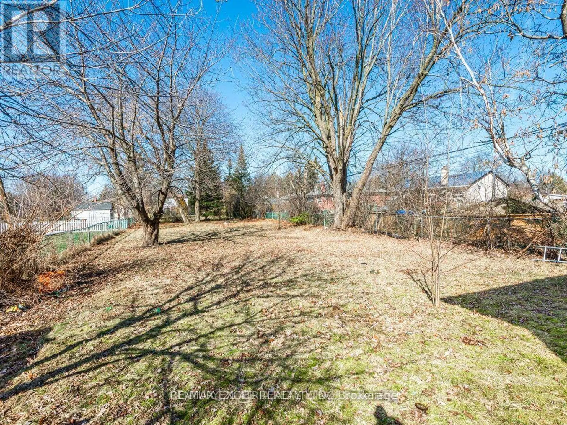 387 CROSBY AVENUE - Image 18