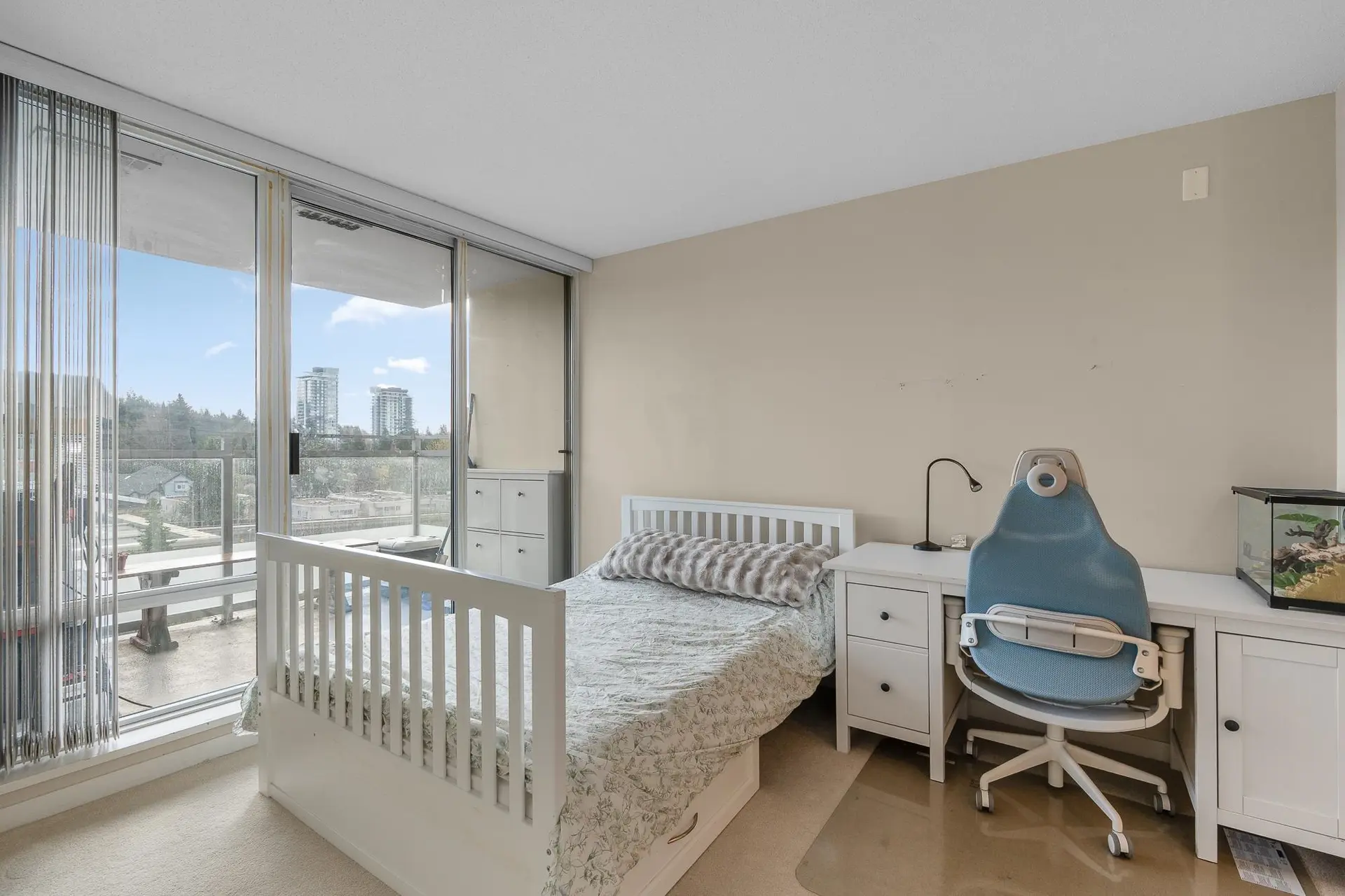 #909 9888 Cameron Street - Image 11