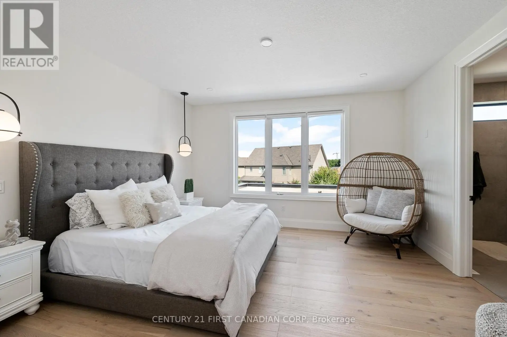 868 WHITE PINE STREET - Image 9