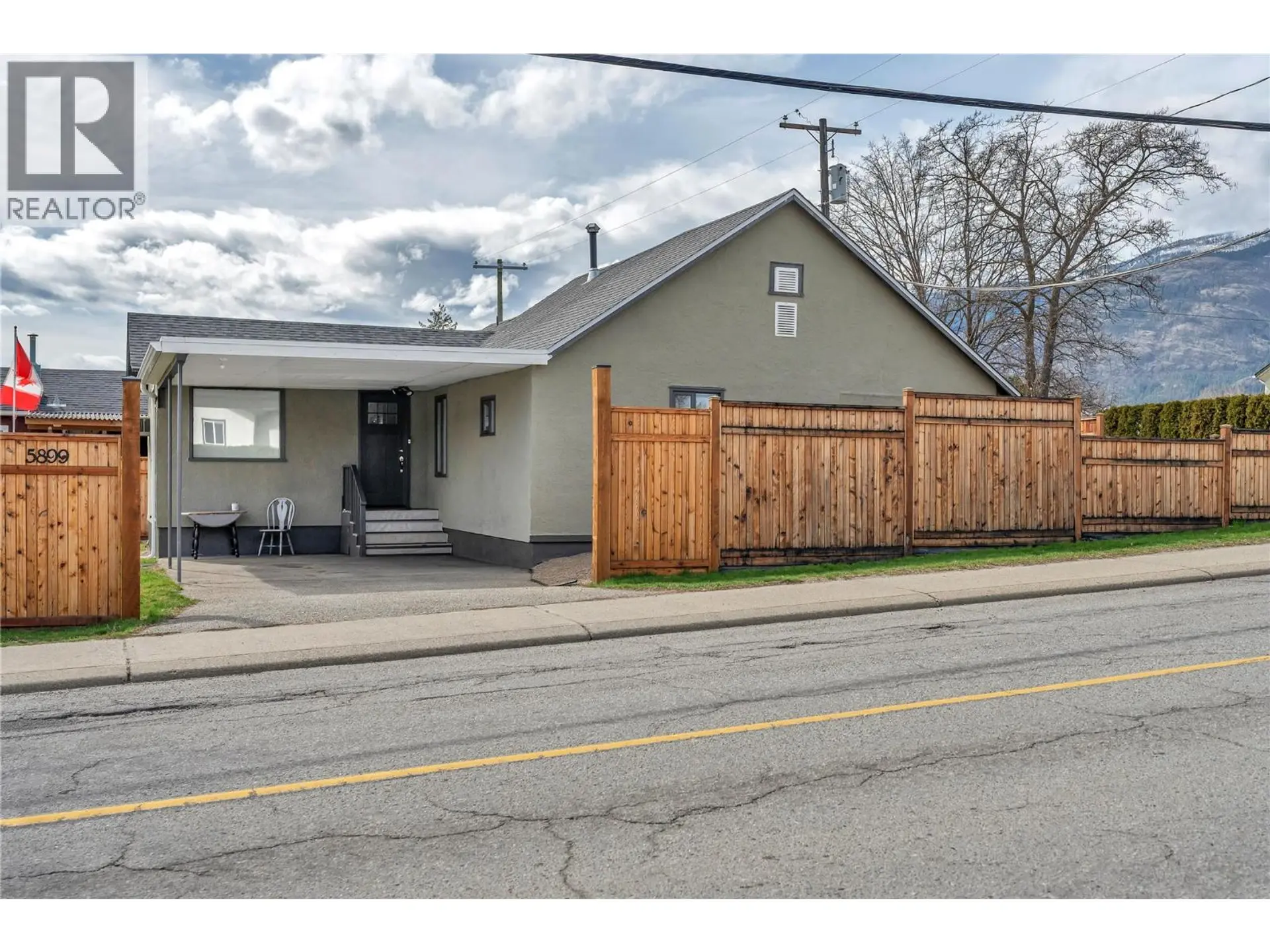Property at 5899 OKANAGAN Street, Oliver, BC