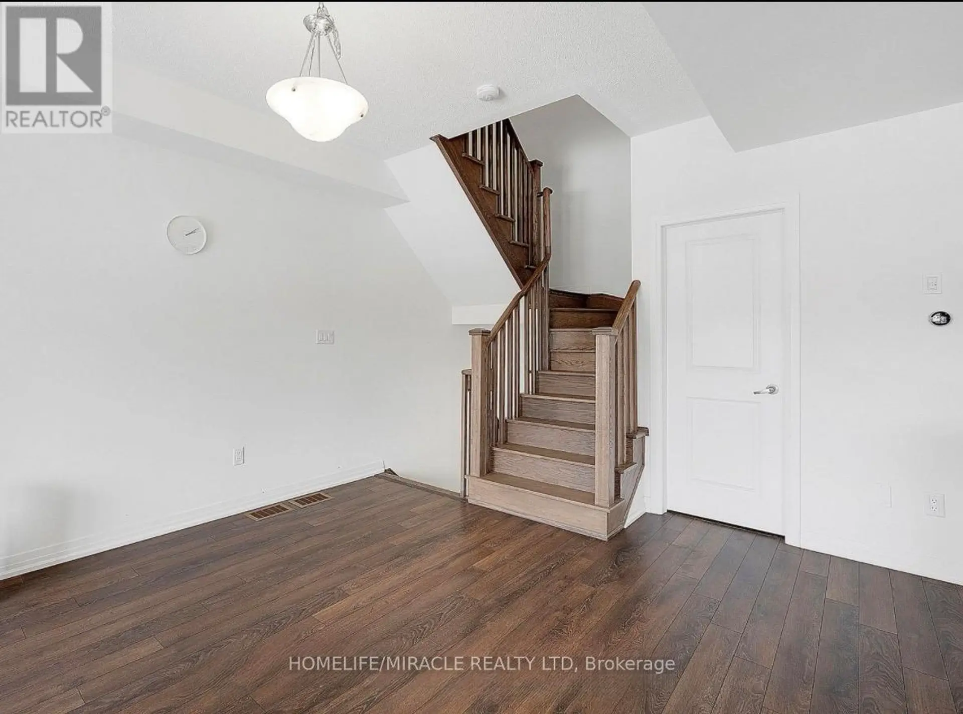 26 HAYDROP ROAD - Image 5
