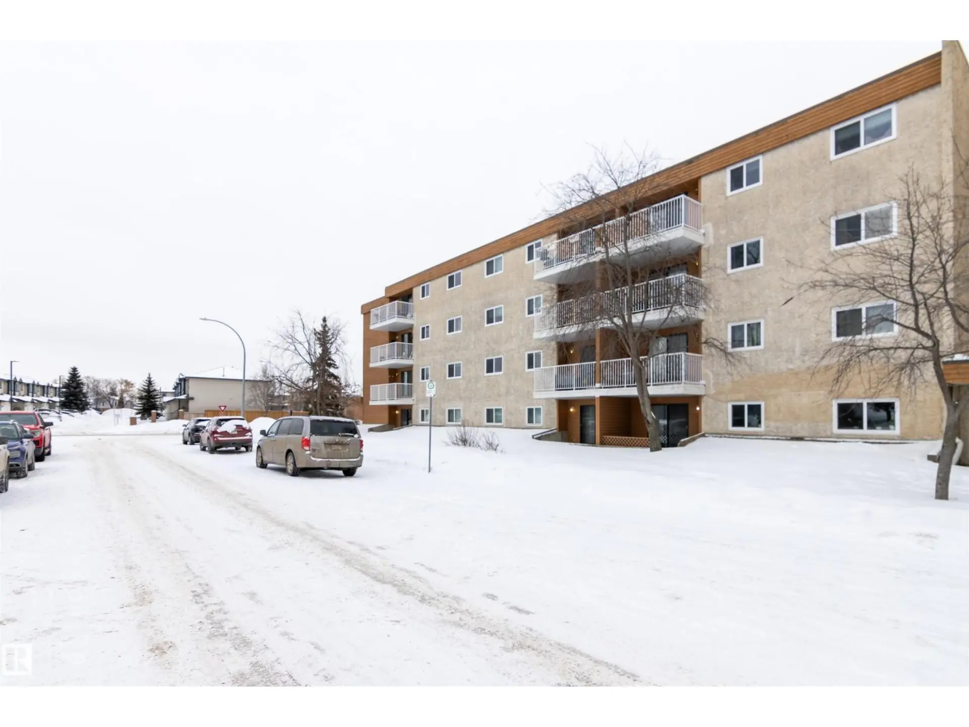 #401 3611 145 AV NW - Image 2
