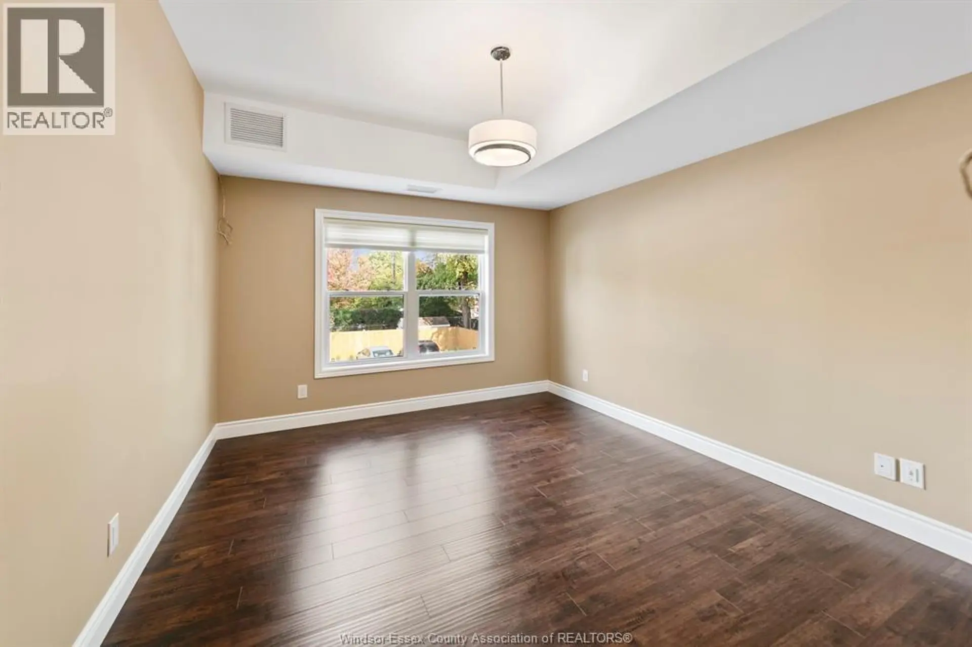 #205 480 FAIRVIEW - Image 15