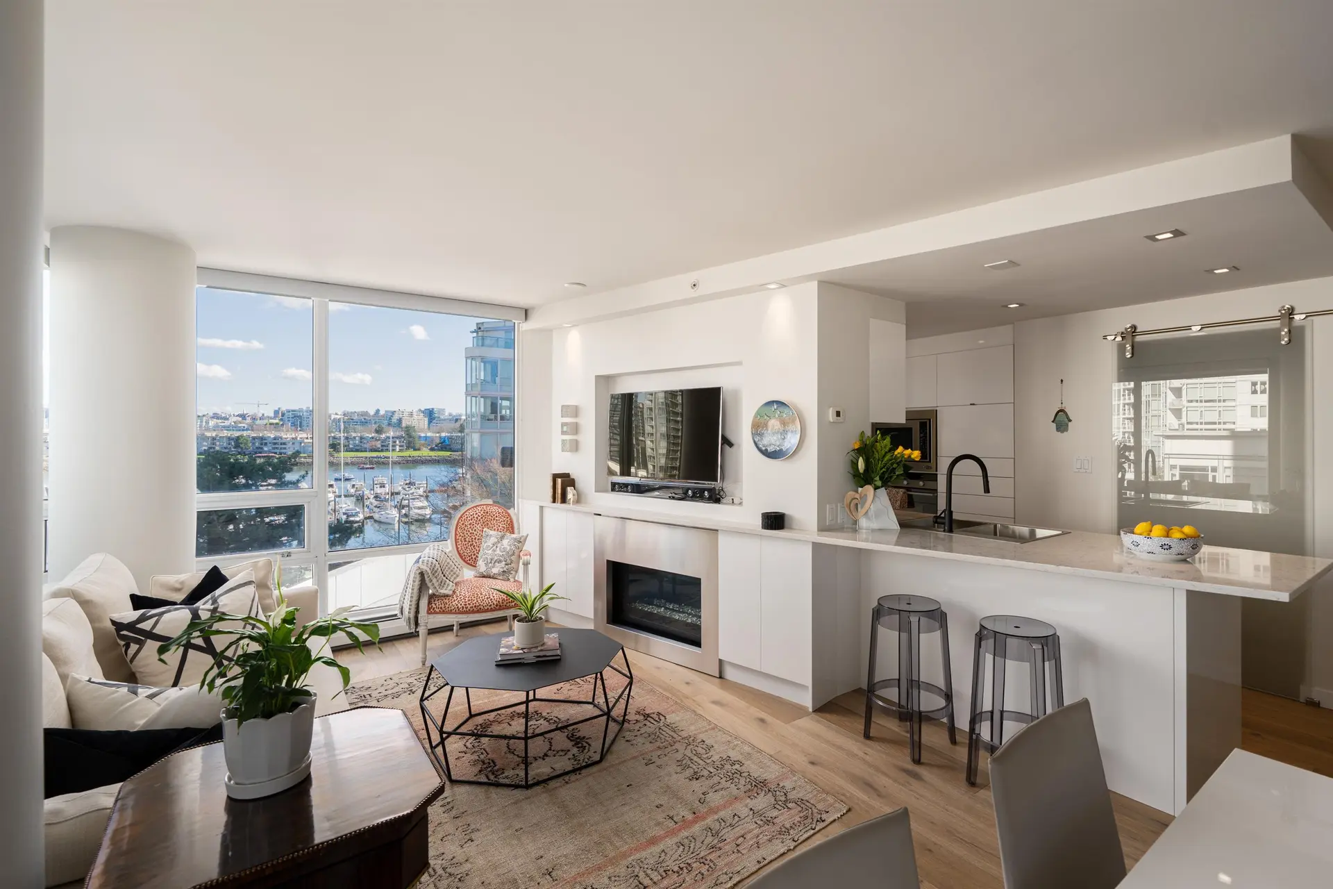 Property at #505 1201 Marinaside Crescent, Vancouver, BC