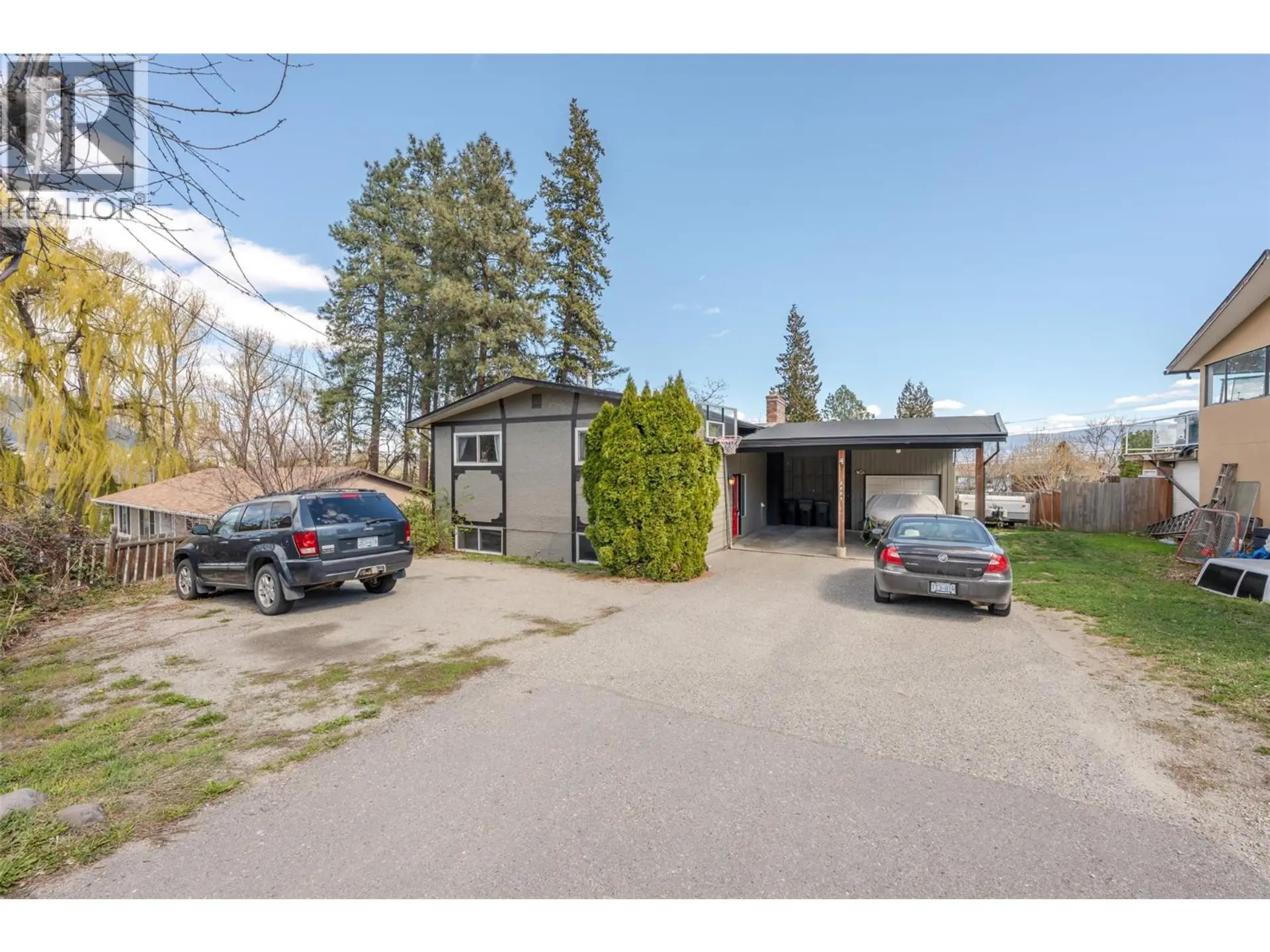 Property at 3853 Glenway Road, West Kelowna, BC
