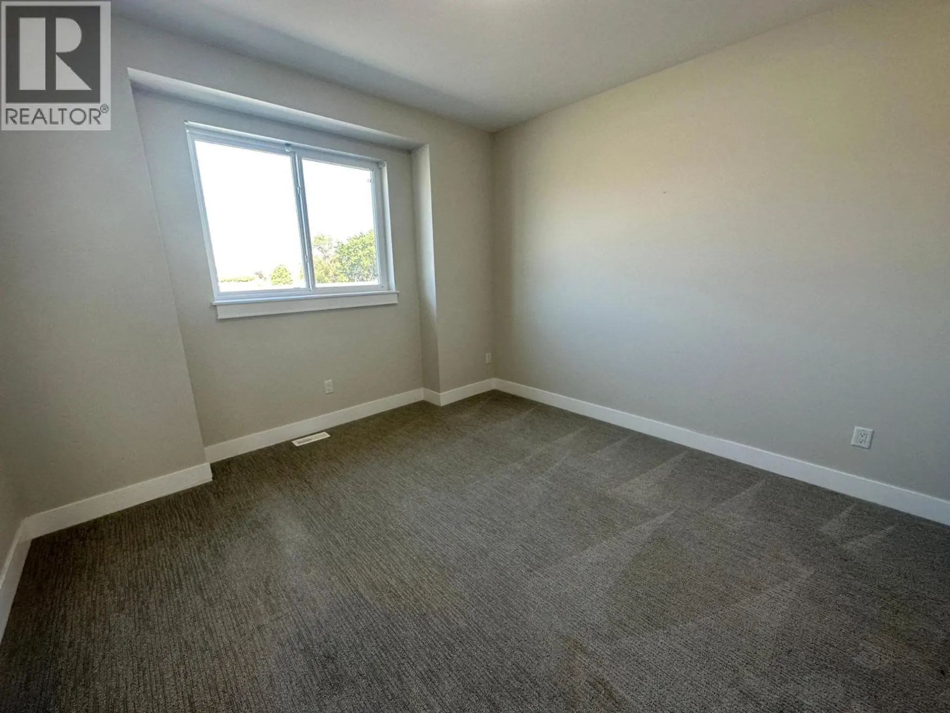 #106 2648 Tranquille Road - Image 12