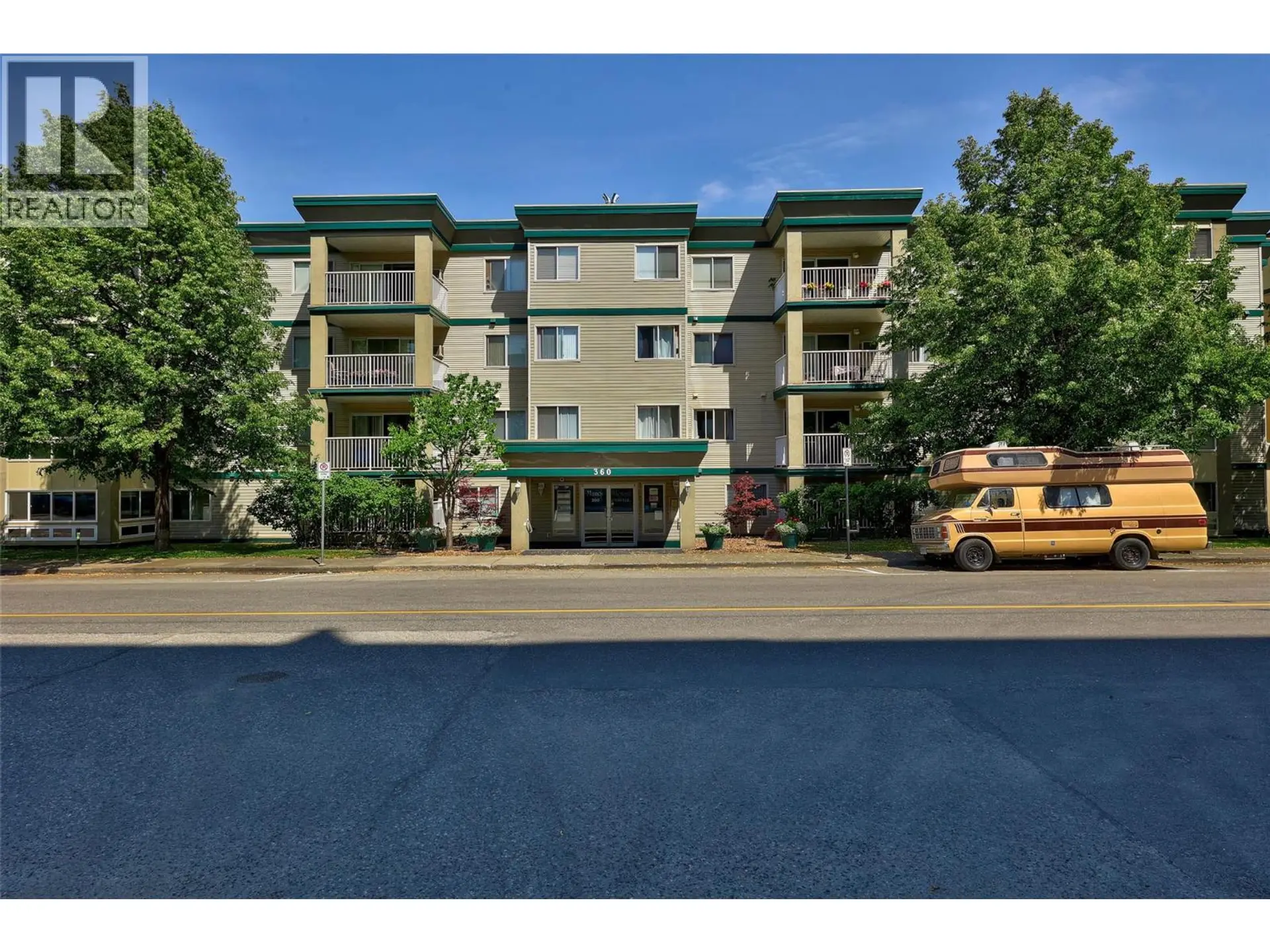 Property at #204 360 BATTLE Street, Kamloops, BC