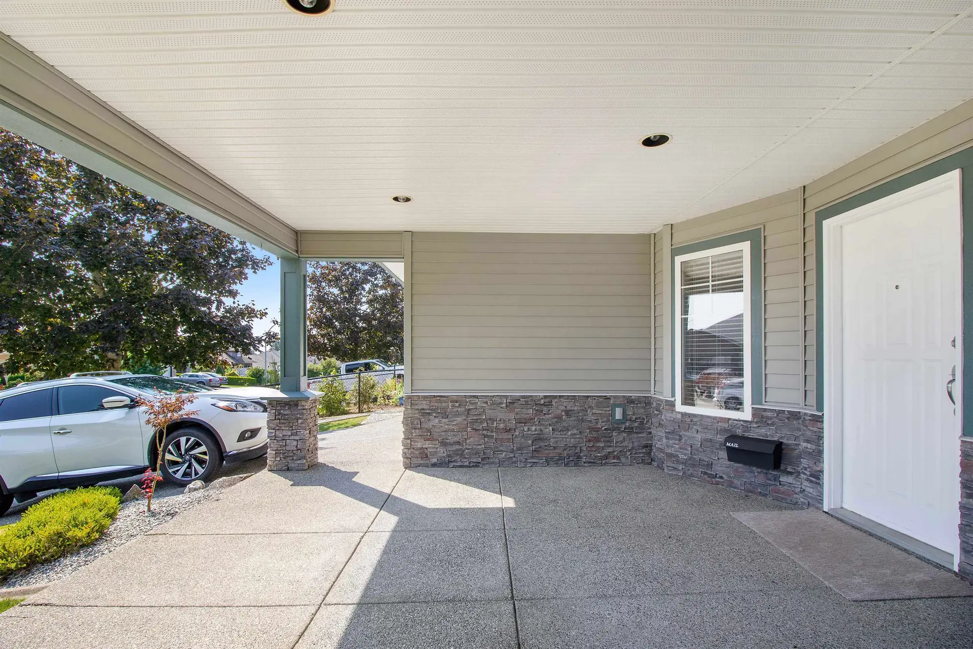 Property at 33577 12 Avenue, Mission, BC