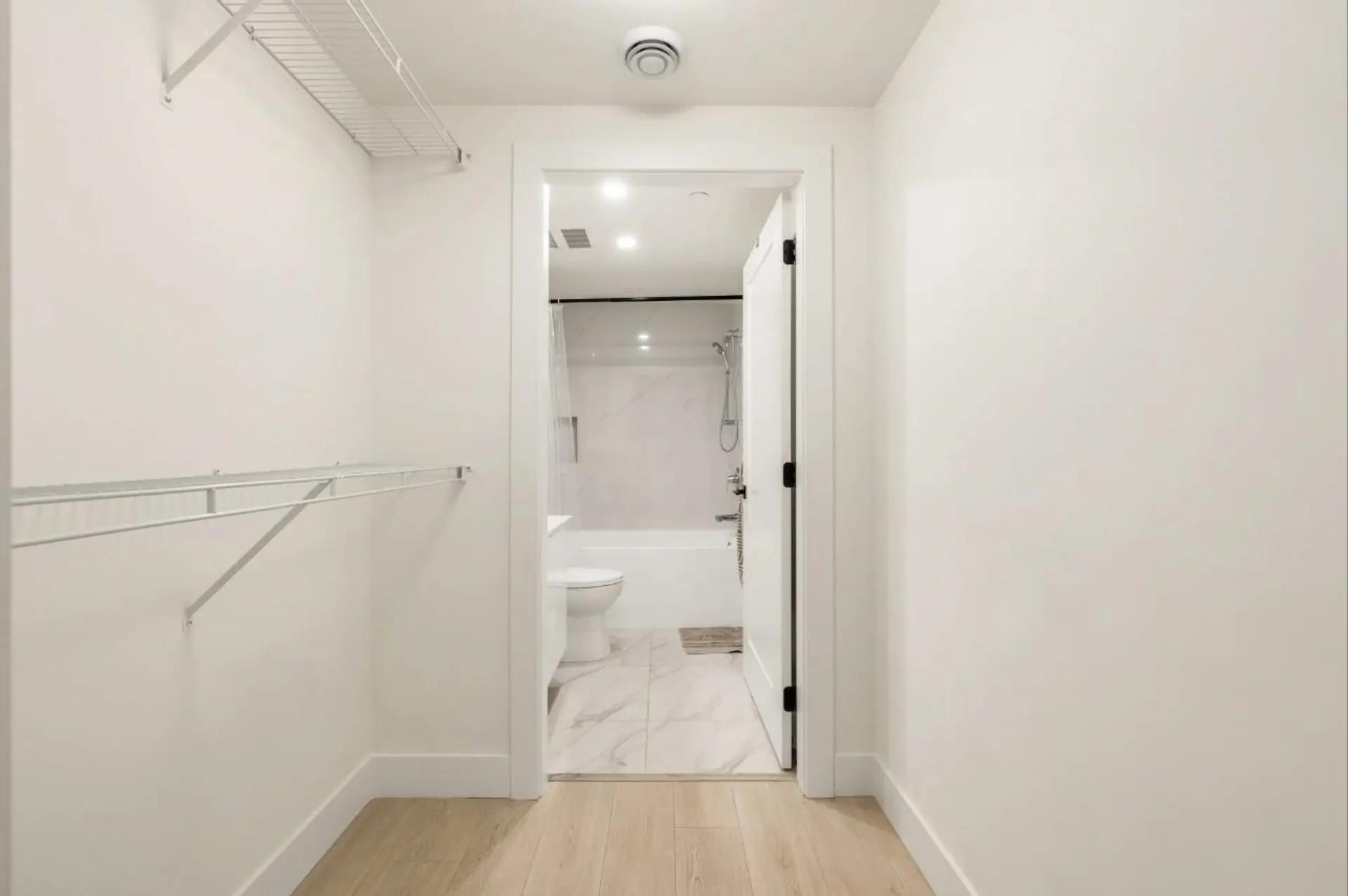 #601 5399 Joyce Street - Image 11