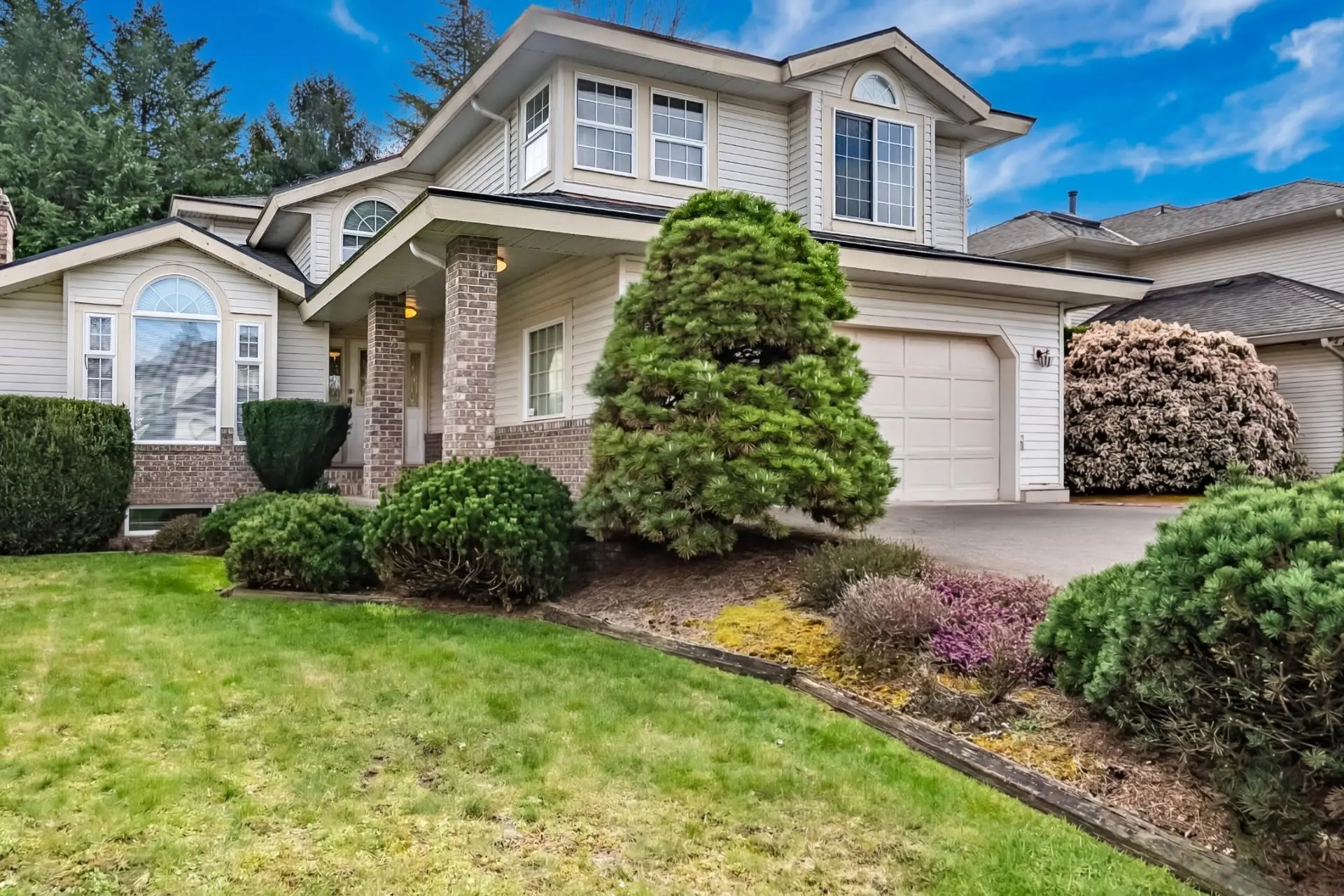 Property at 2983 Southern Crescent, Abbotsford, BC