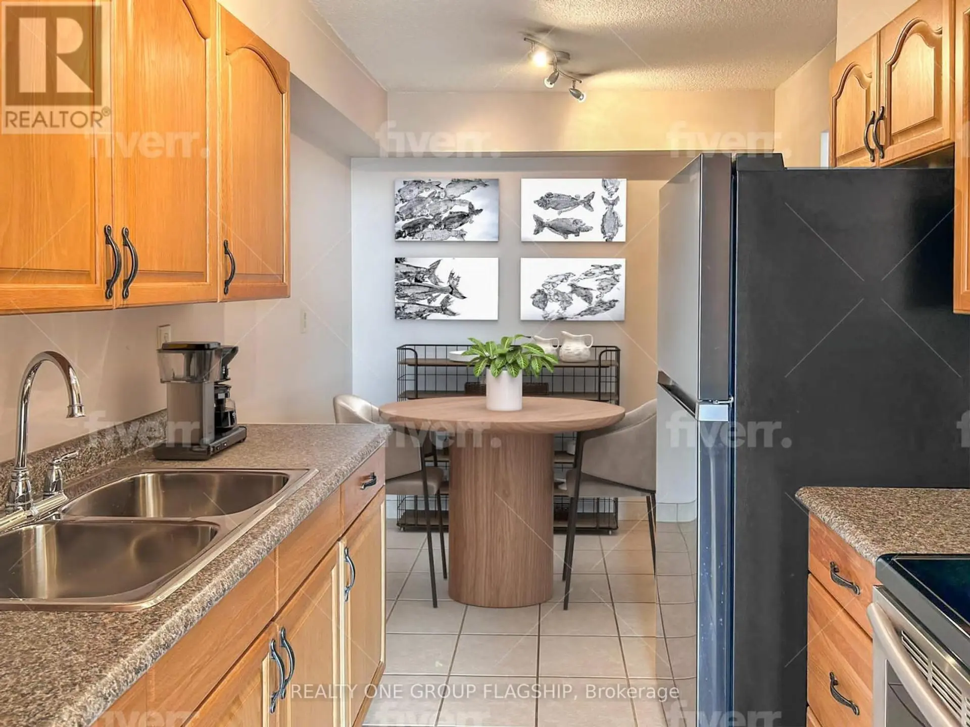#904 10 TOBERMORY DRIVE - Image 2