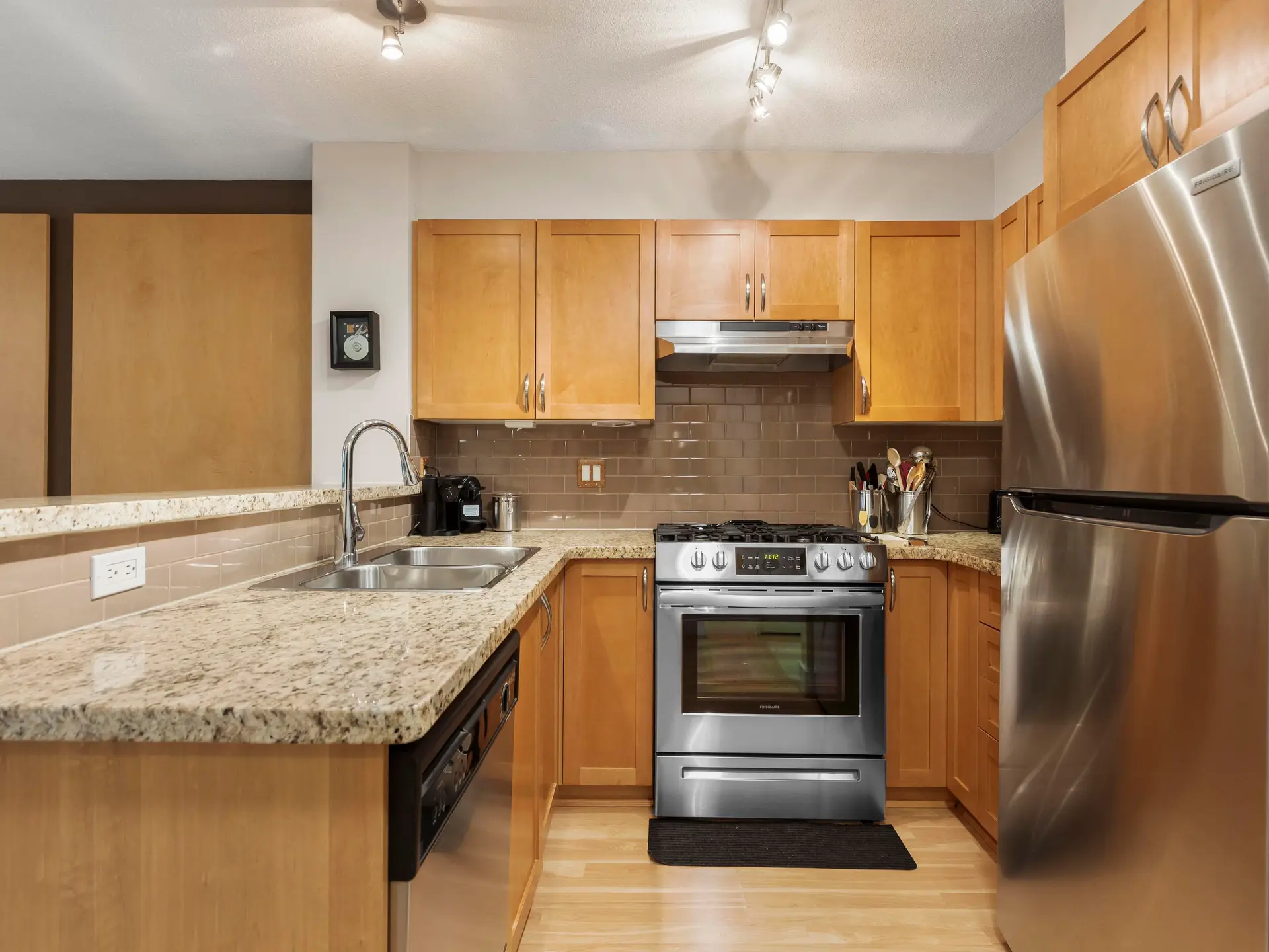 #108 2388 Western Parkway - Image 4