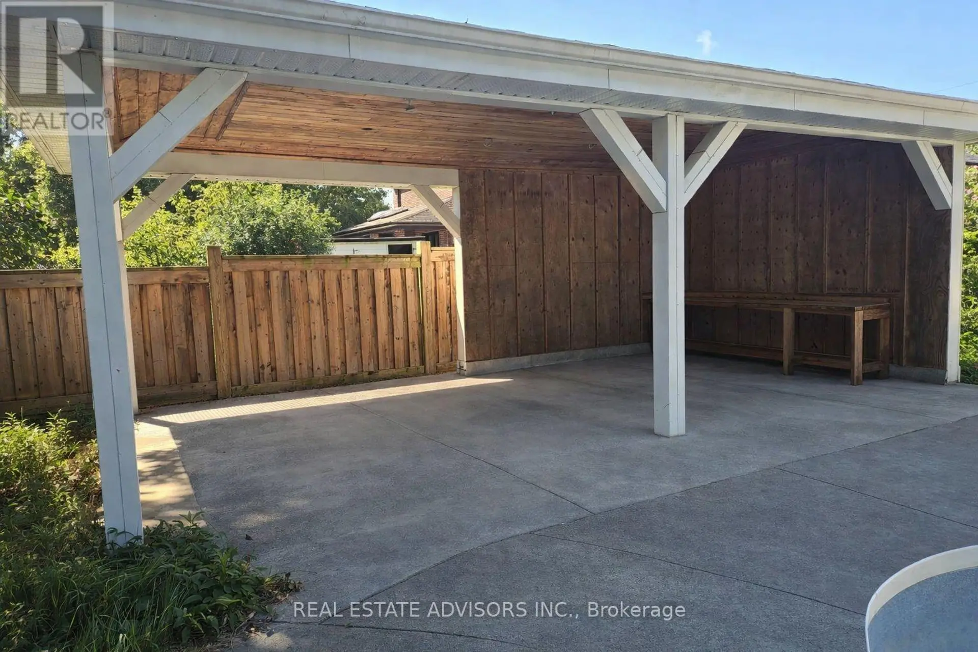 89 EUCLID AVENUE - Image 19
