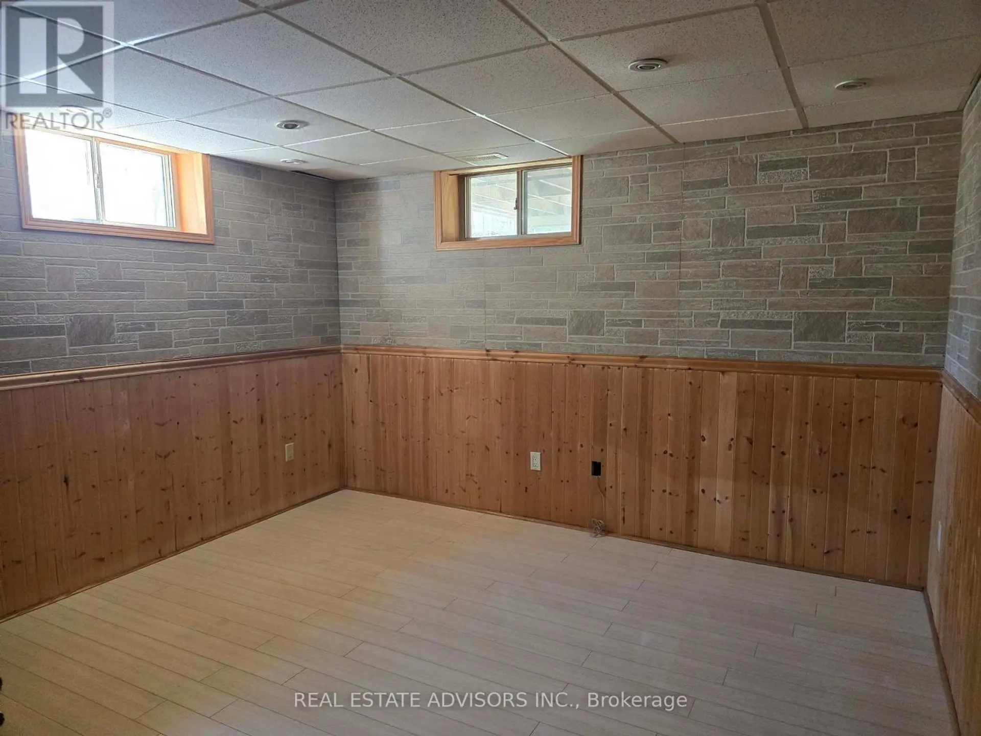 89 EUCLID AVENUE - Image 7