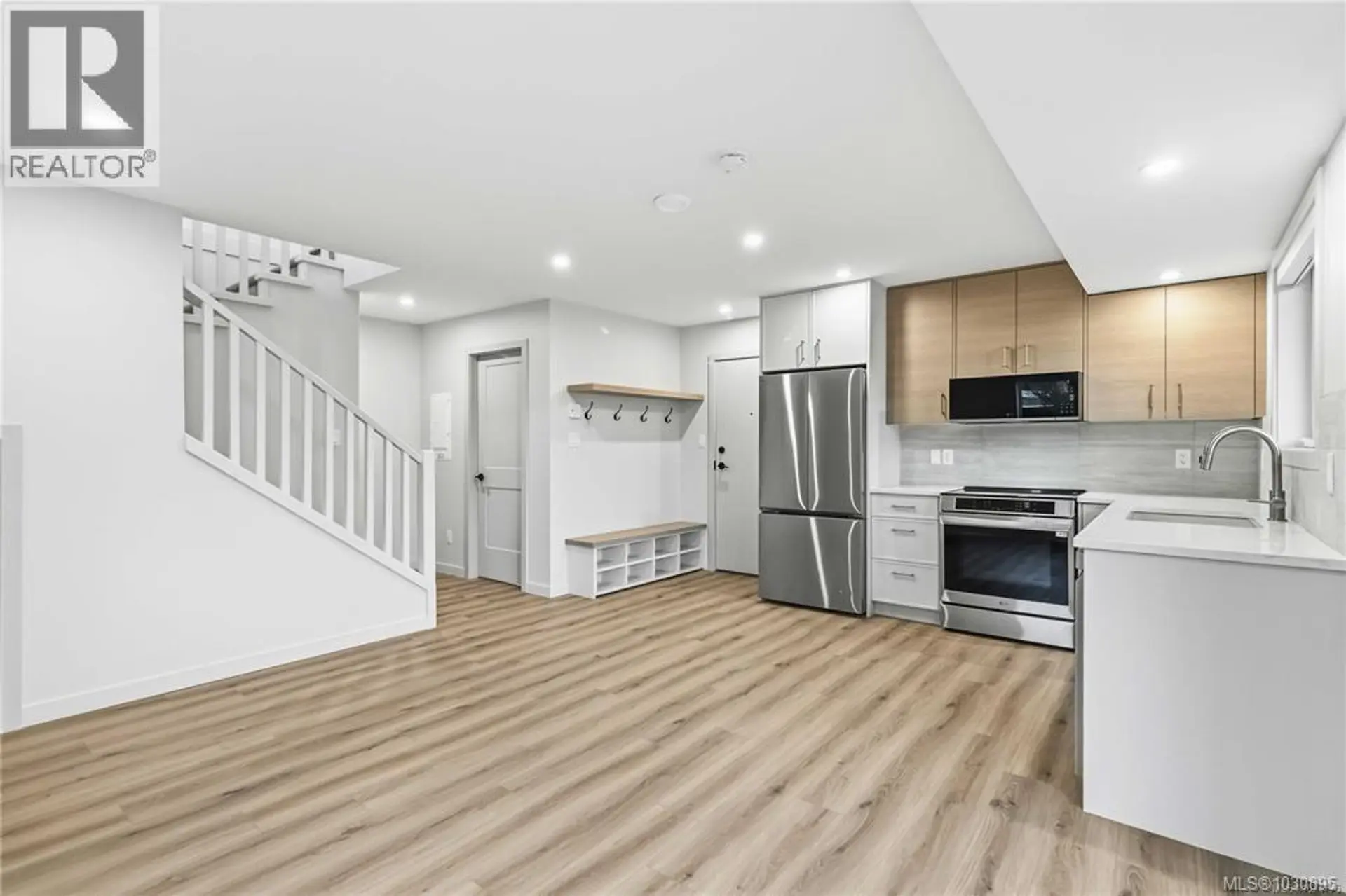 #4 1789 Emerson St - Image 5