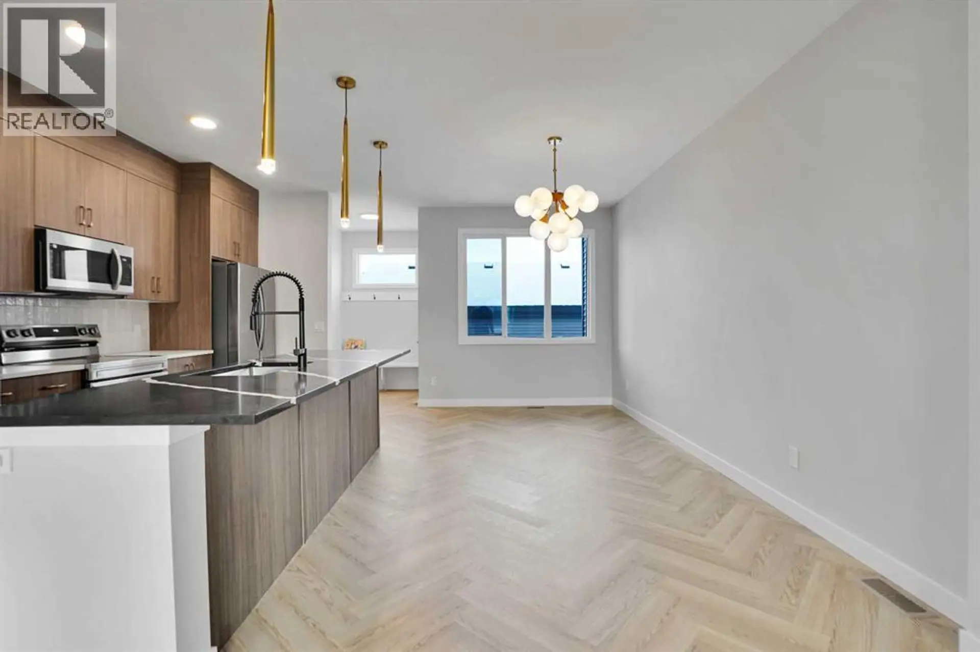 144 COBBLESTONE GATE SW - Image 2