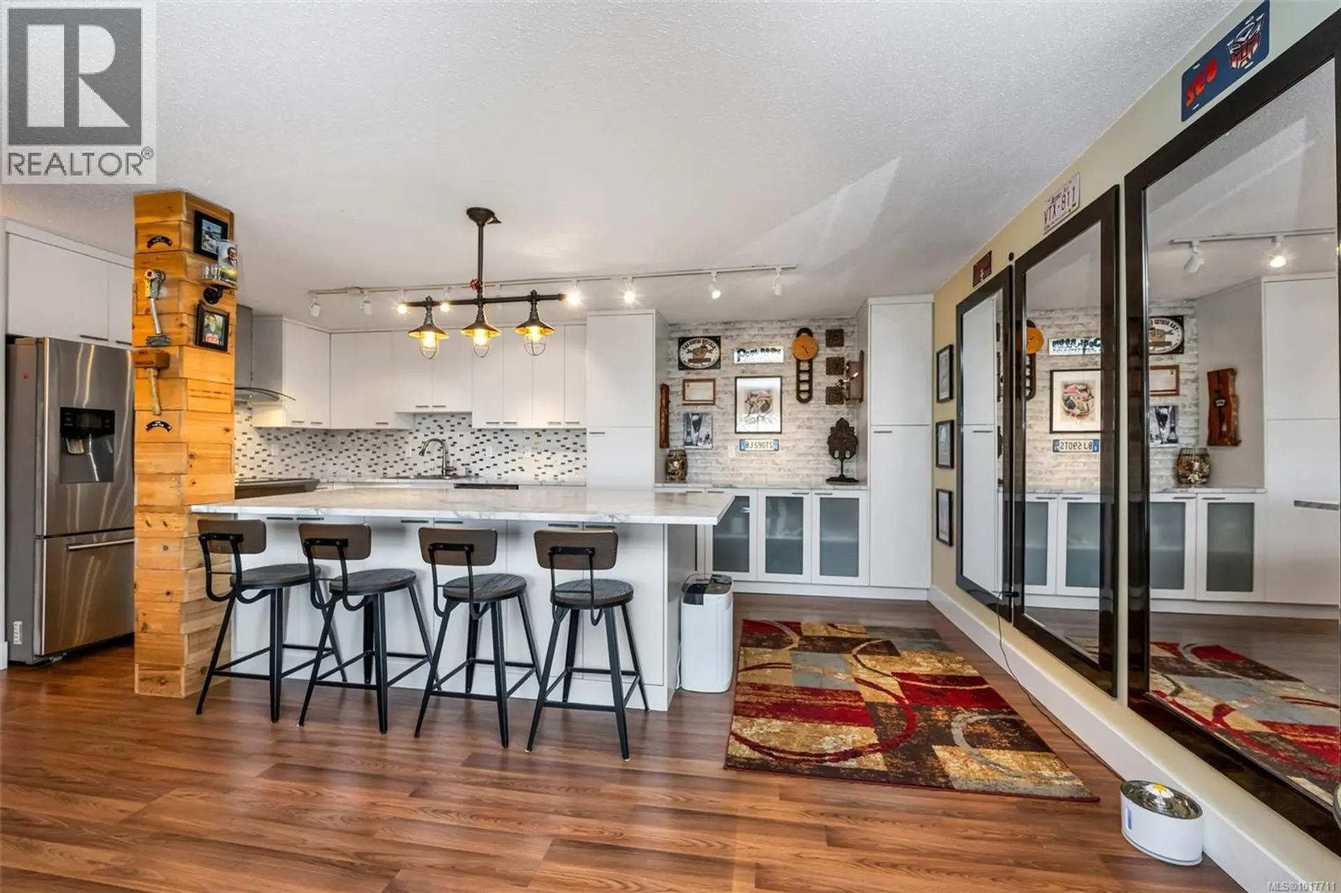 Property at #205 1000 Esquimalt Rd, Esquimalt, BC