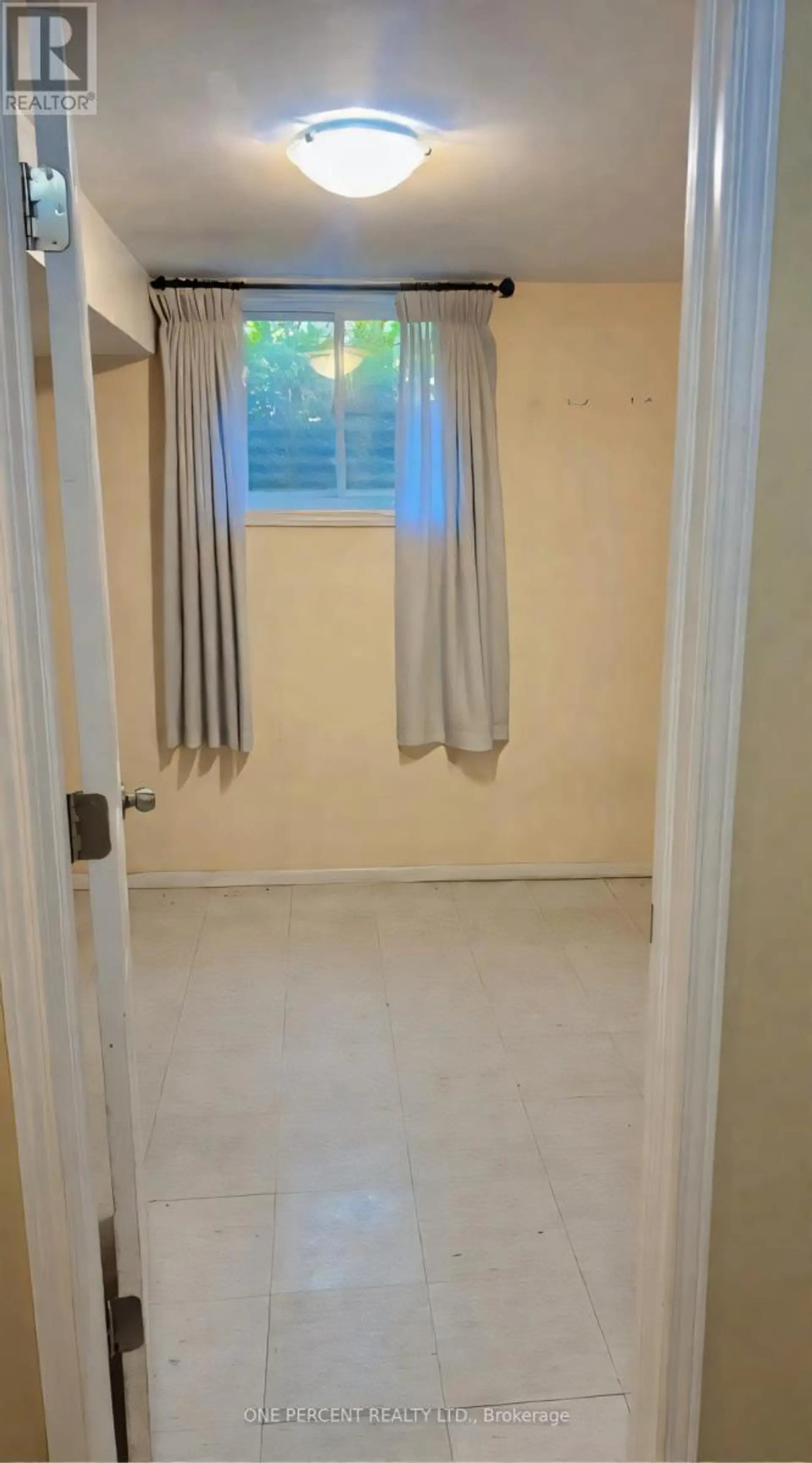 873 WILLIAM STREET - Image 14