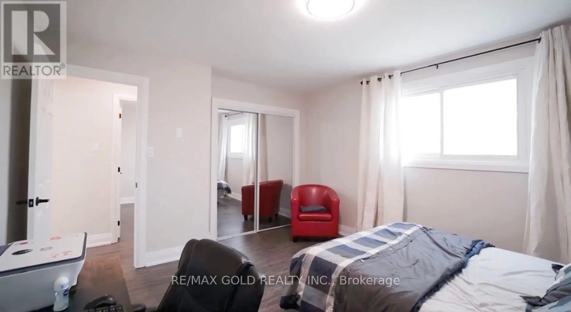 580 GIBB STREET - Image 10