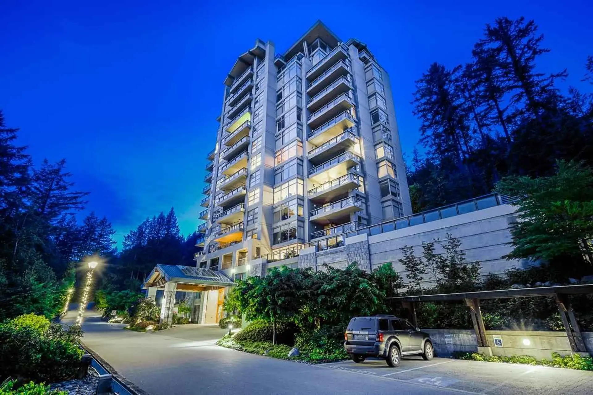 Property at #1102 3355 Cypress Place, West Vancouver, BC