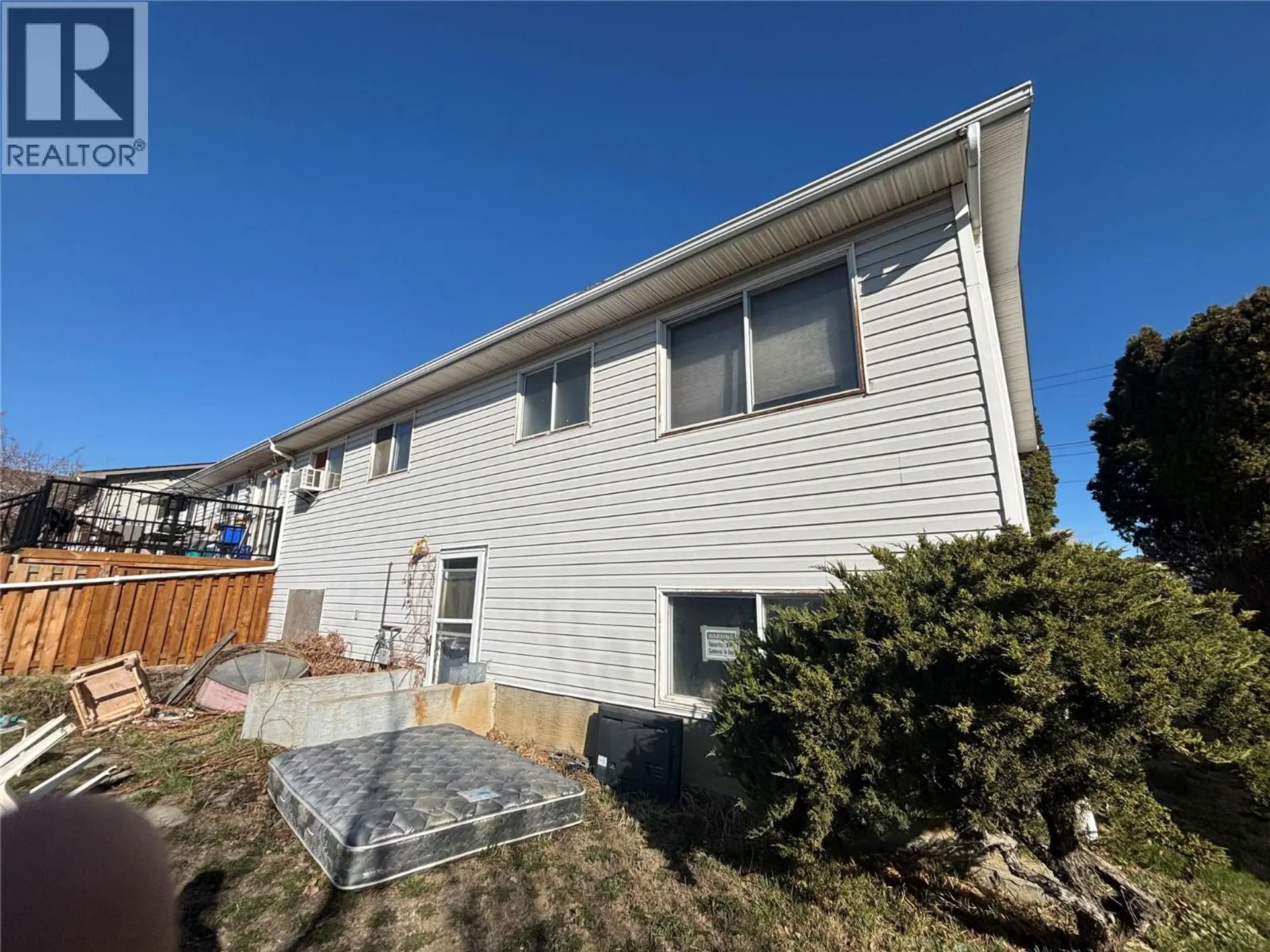 296 Walnut Avenue - Image 8