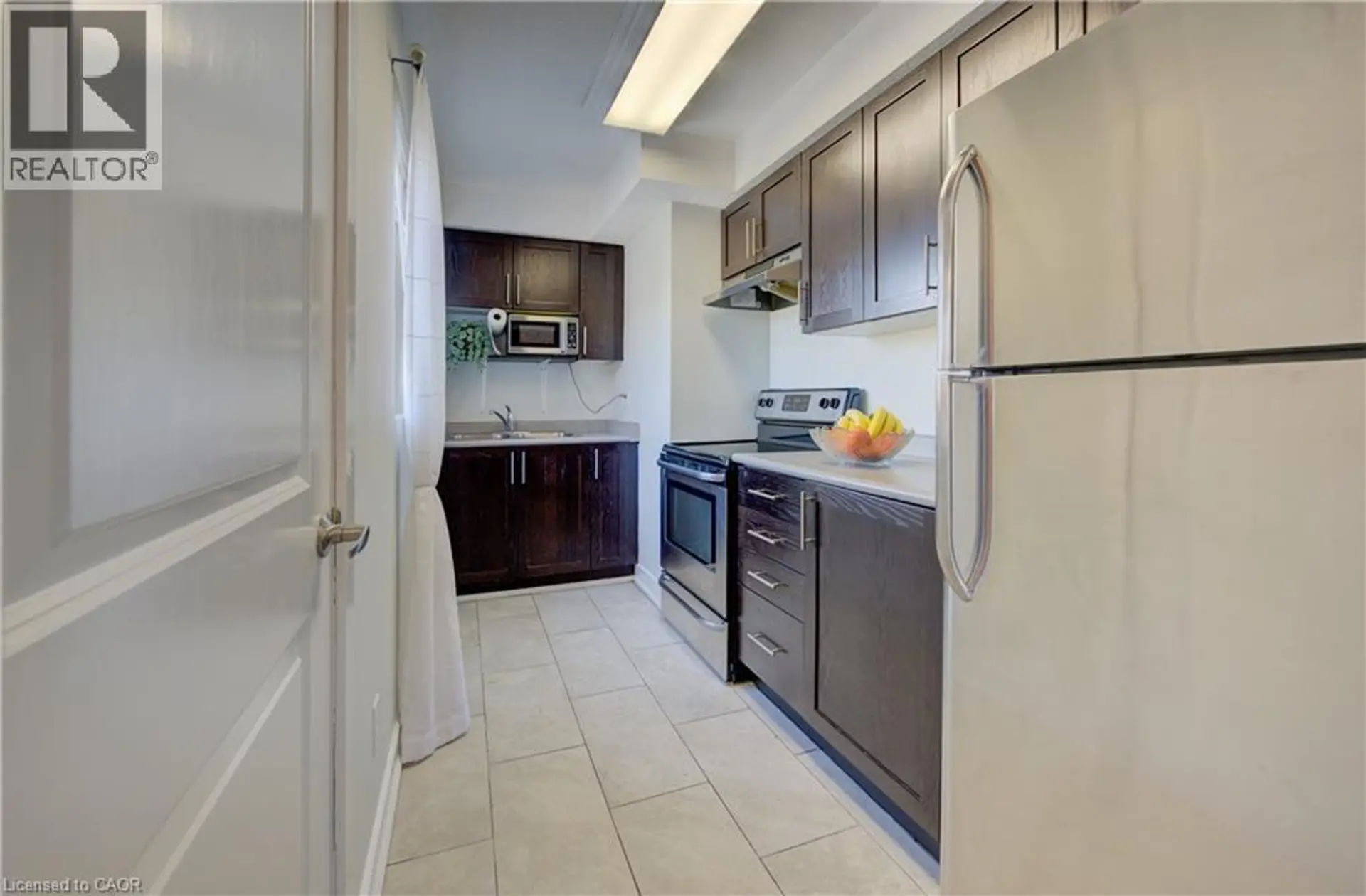 #6A 185 WINDALE Crescent - Image 6