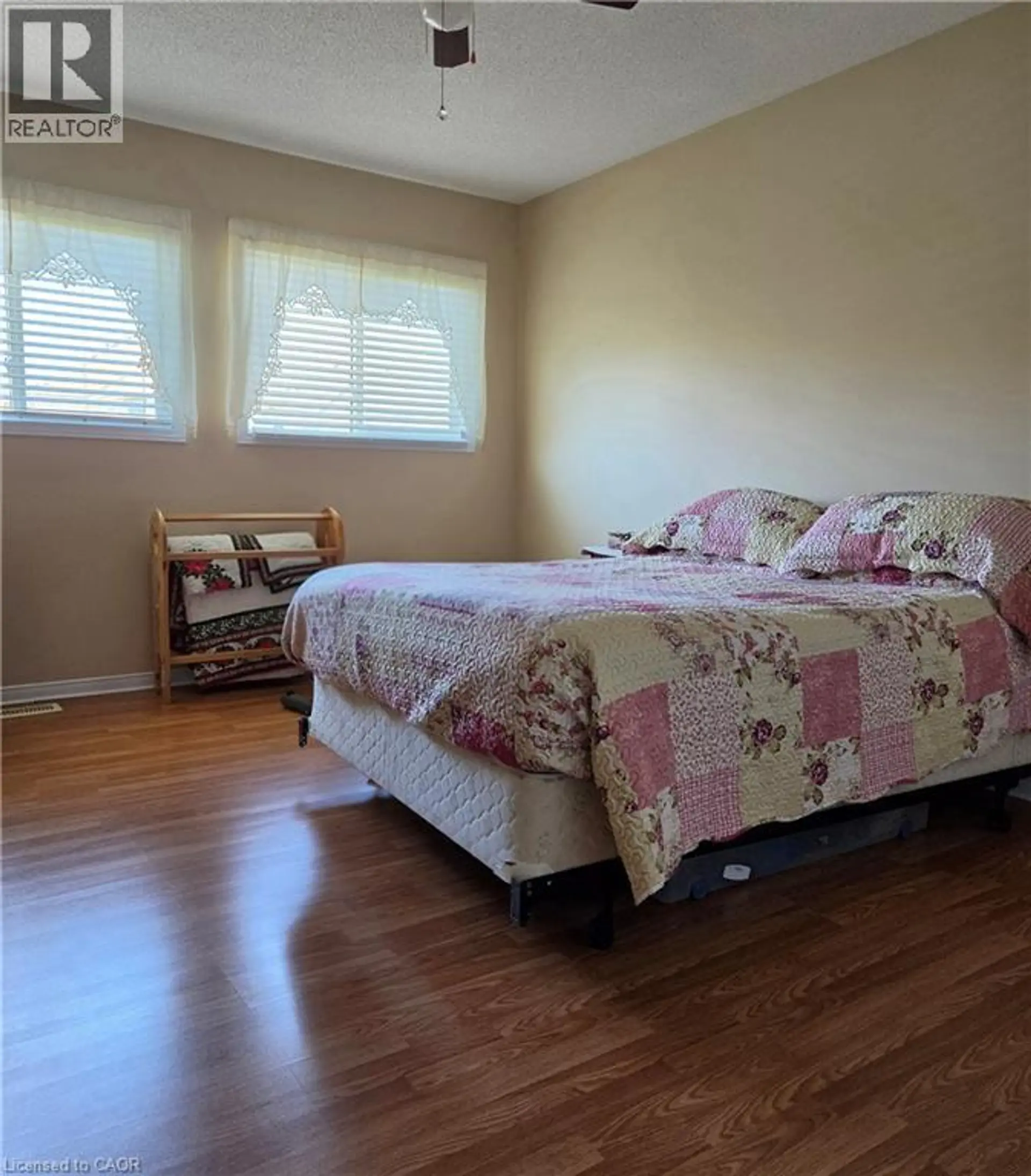 14 MALLARD Walk - Image 10