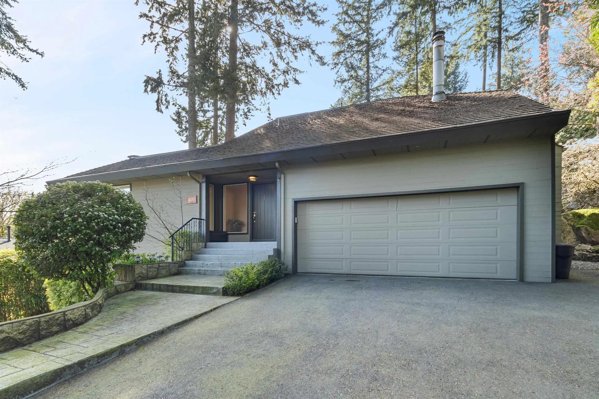 Property at 4635 Caulfeild Drive, West Vancouver, BC